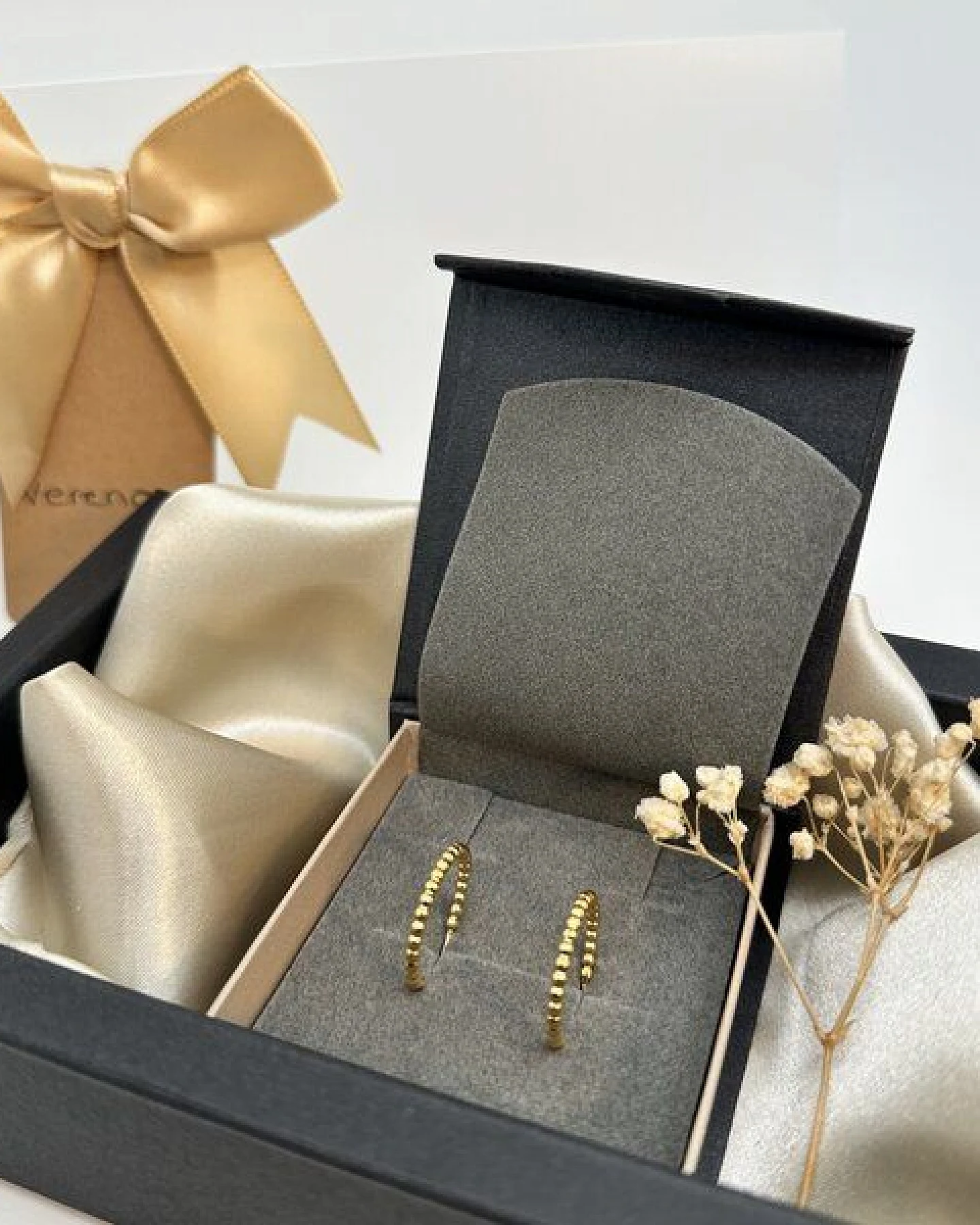 Geschenkverpackung MOANINA Schmuck – Ansicht 2