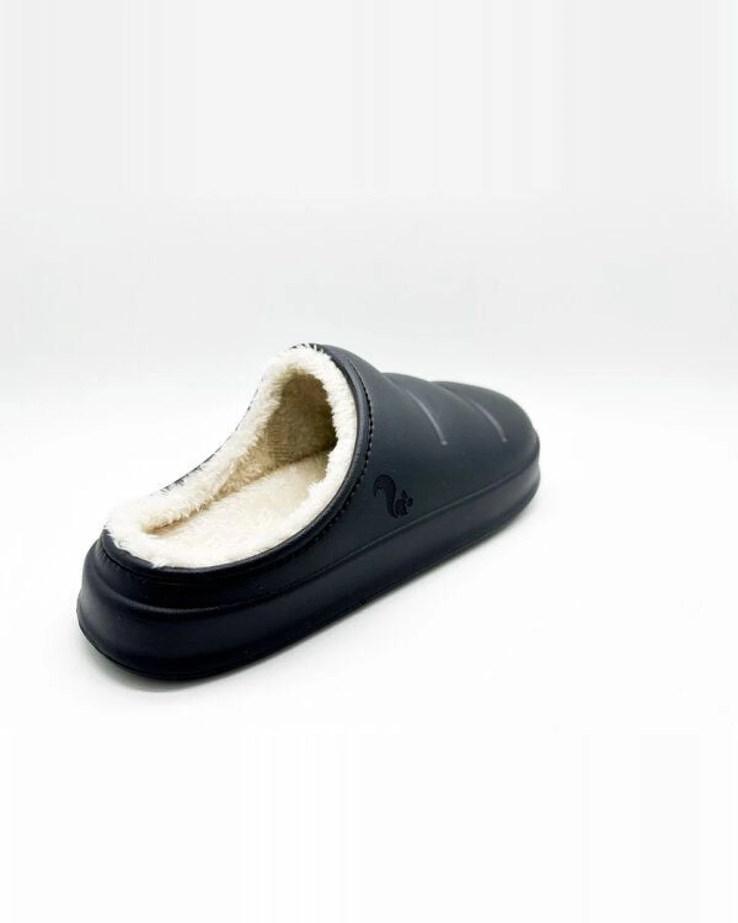 Veganer Fluffy Puffy Clog von thies ® aus recyceltem EVA, PES – Ansicht 4