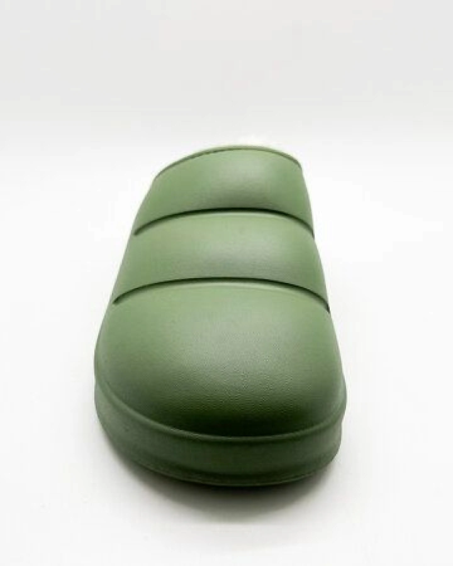 Veganer Fluffy Puffy Clog von thies ® aus recyceltem EVA, PES – Ansicht 3