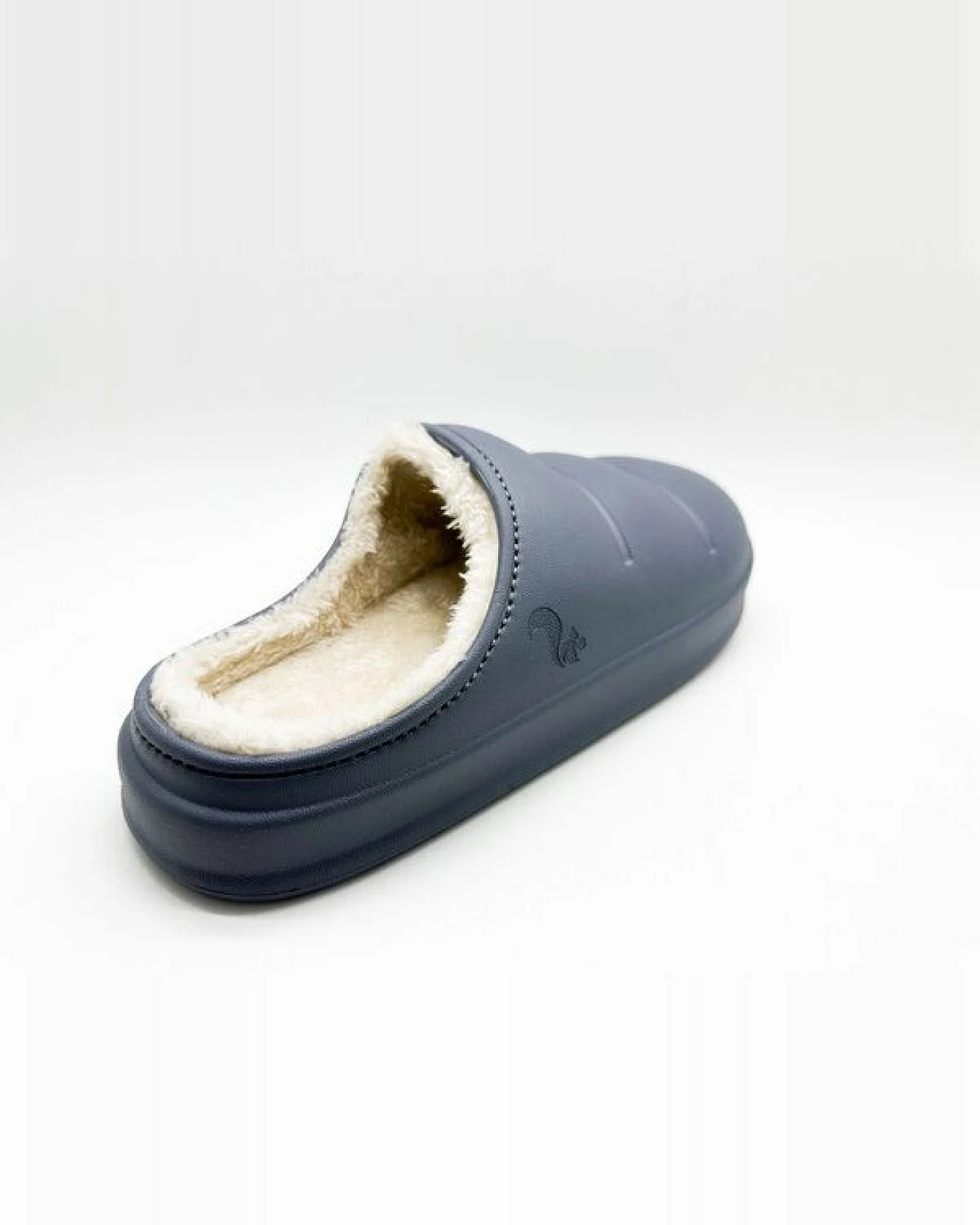 Veganer Fluffy Puffy Clog von thies ® aus recyceltem EVA, PES – Ansicht 4