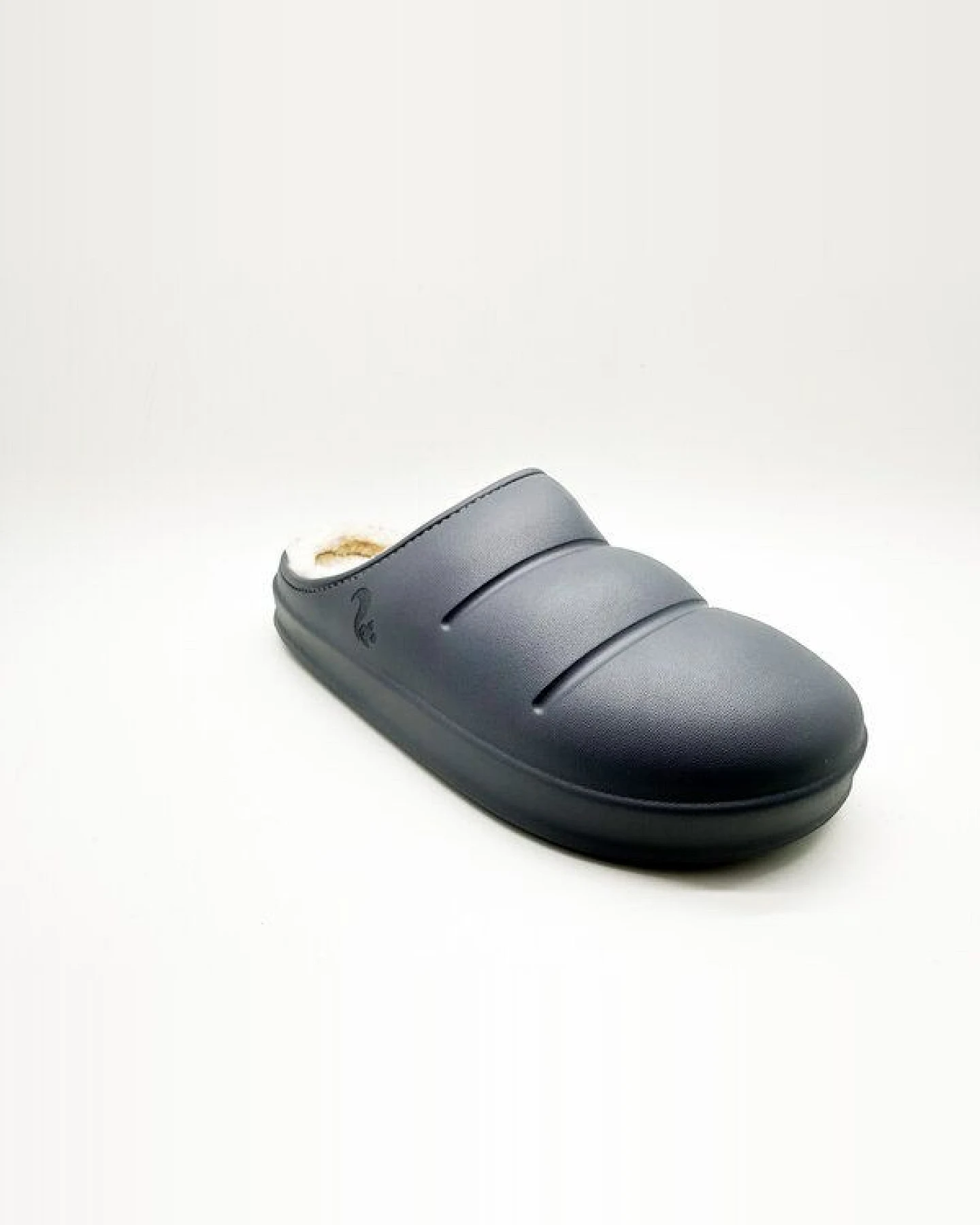 Veganer Fluffy Puffy Clog von thies ® aus recyceltem EVA, PES – Ansicht 2