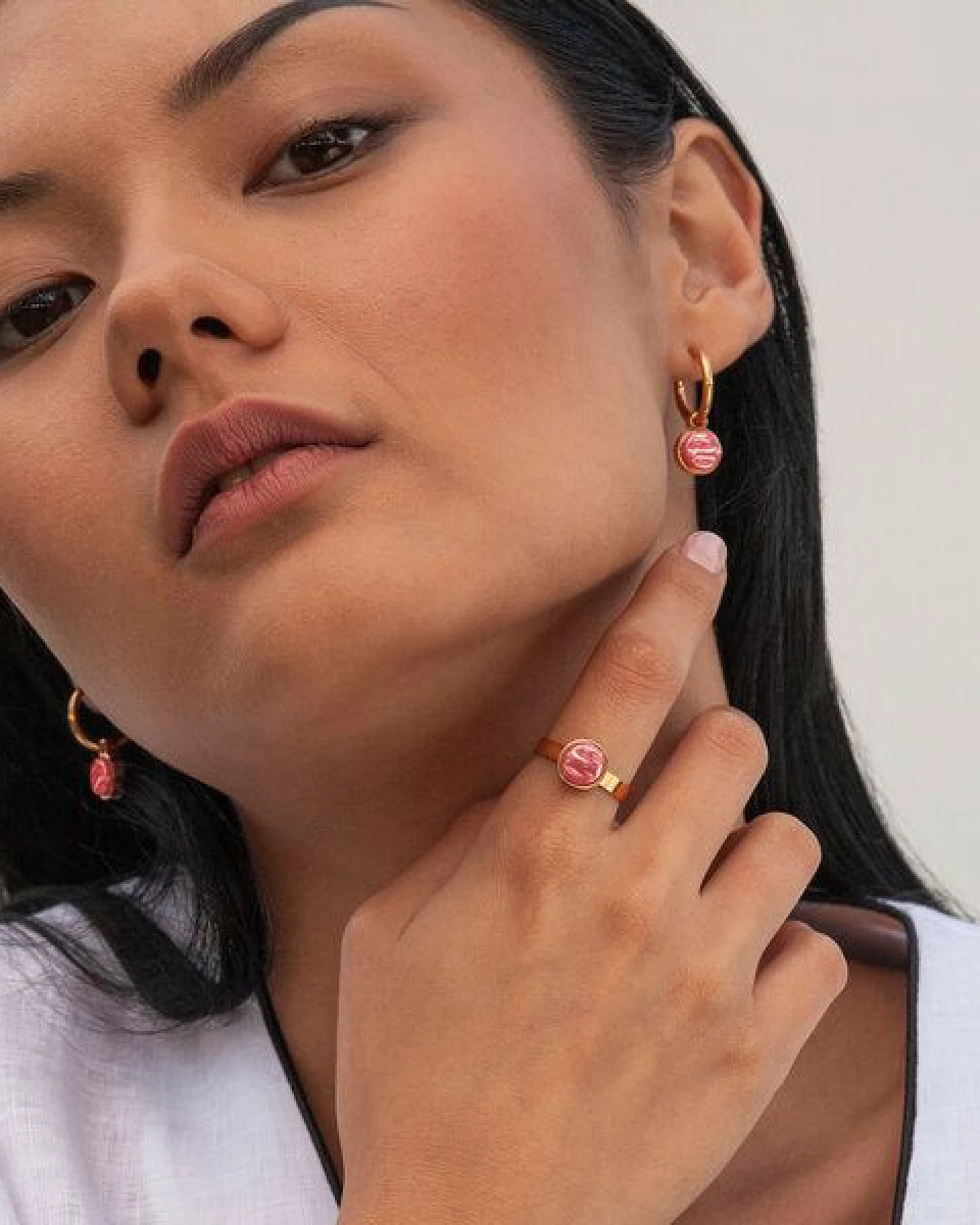 ALEXASCHA Roségold Clip Creolen mit Anhänger – Ansicht 2