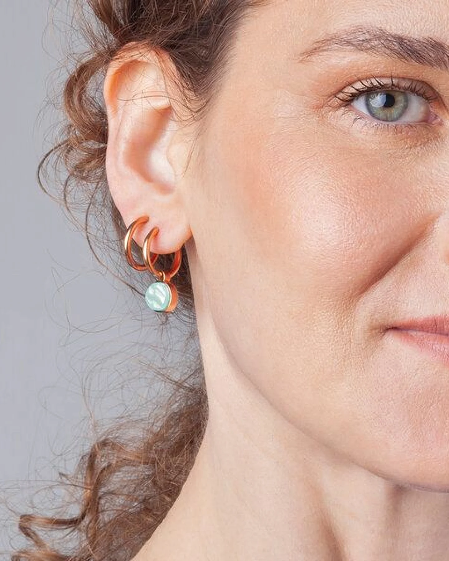 ALEXASCHA Roségold Clip Creolen mit Anhänger – Ansicht 3
