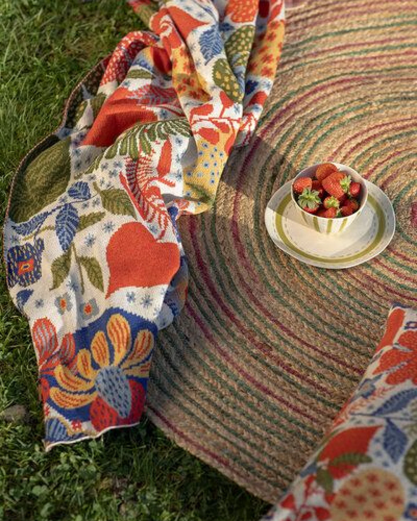 TRANQUILLO Strickdecke FLOWER (BS222) – Ansicht 3