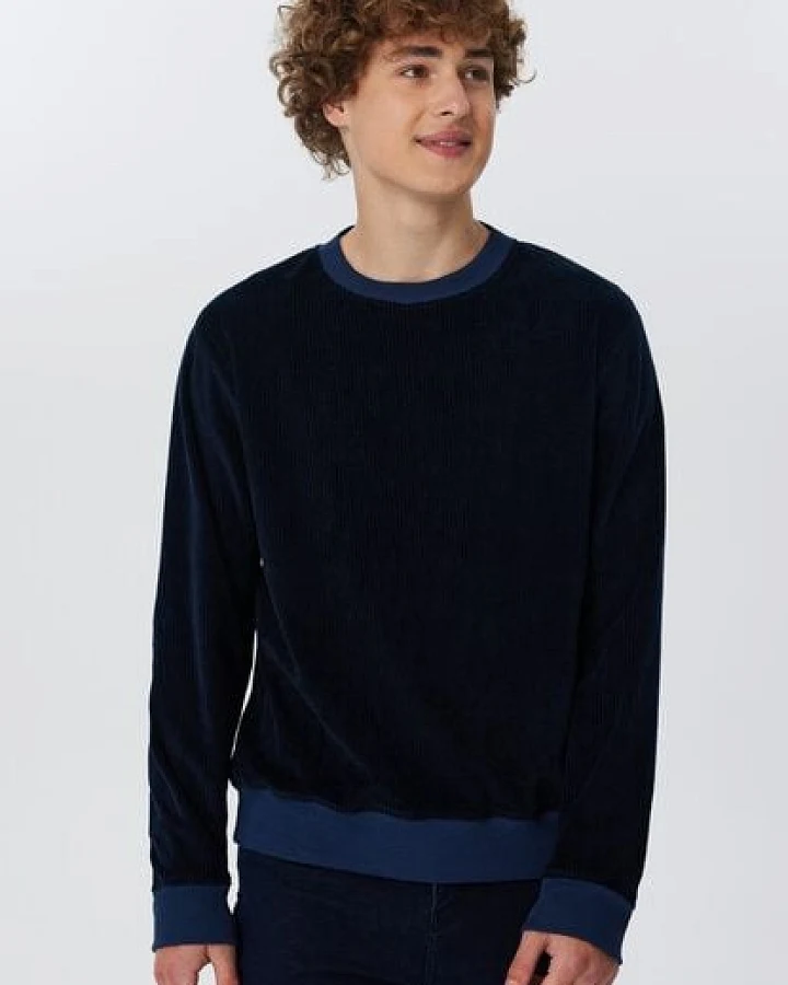 Blau