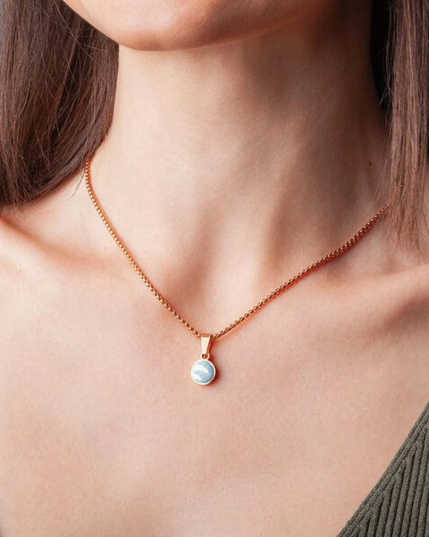 ALEXASCHA Kurze Kette mit Anhänger – Ansicht 2