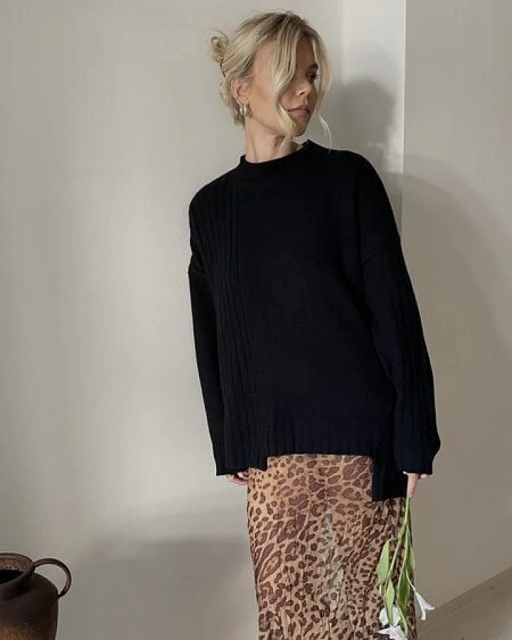 noemvri fashion label Frances Strickpullover