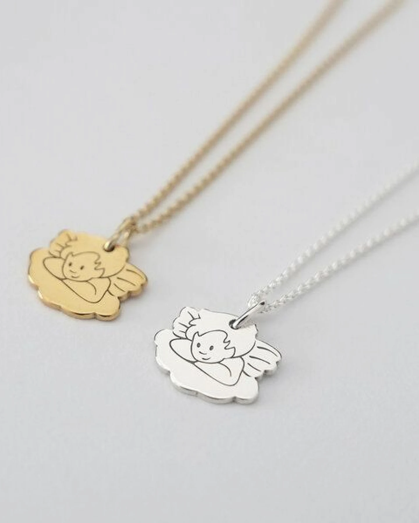 BELLYBIRD Jewellery Kinderkette - kleiner Schutzengel mit Wolke, Anhänger/ Silber/ Silber vergoldet – Ansicht 2