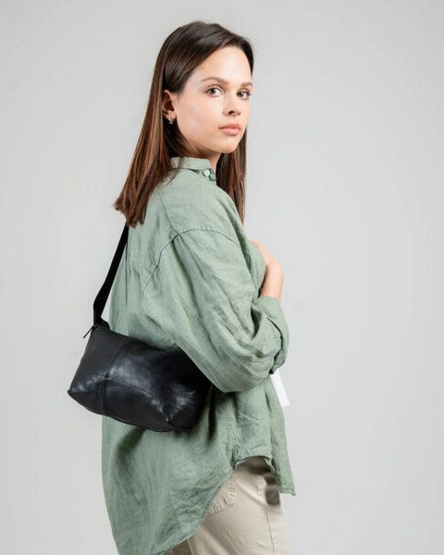 MOOT Die Schultertasche aus Lederjacken – Ansicht 2