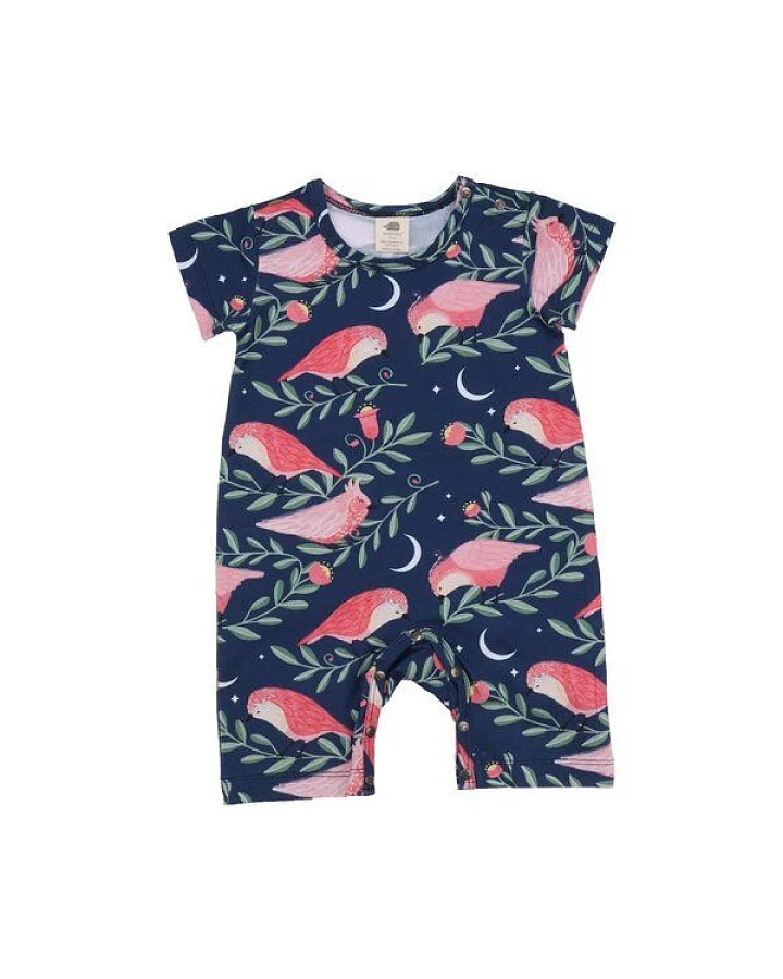 Baby Strampler GOTS zertifiziert, dunkelblau, Vogel-Allover „Pinky Birds“, Kurzarm, weich – Walkiddy
