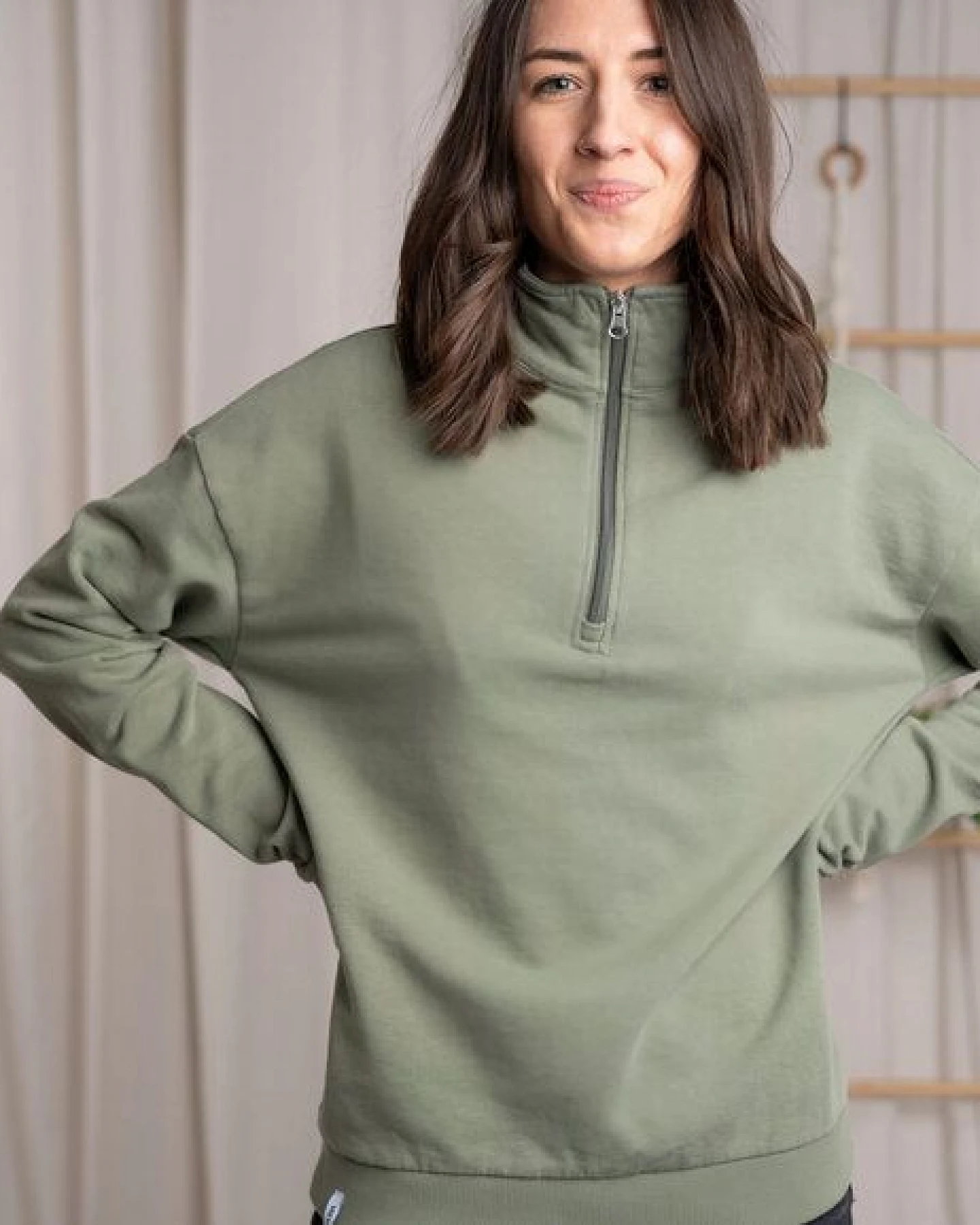 Vresh Clothing Valentin - Unisex Half-Zip-Hoodie aus Biobaumwolle – Ansicht 4