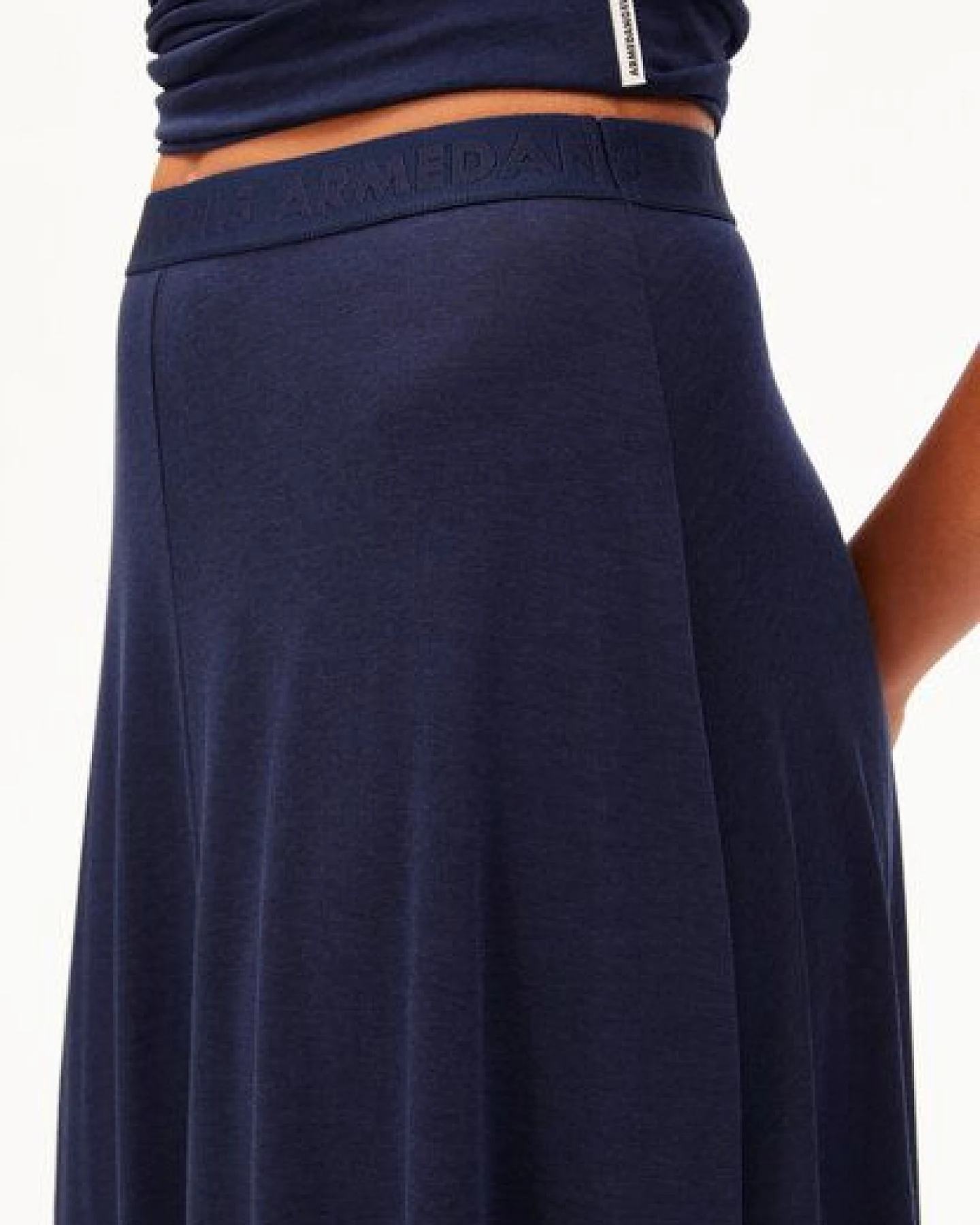 ARMEDANGELS ILENIAA LARAA MIDI Damen Jerseyrock aus TENCEL Lyocell Mix – Ansicht 3