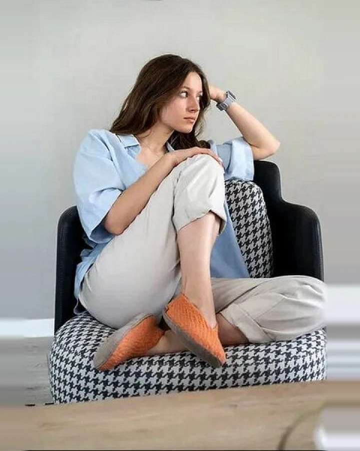 WoolFit Handgewebte bunte Hausschuhe "Woolies" aus Wolle für Damen