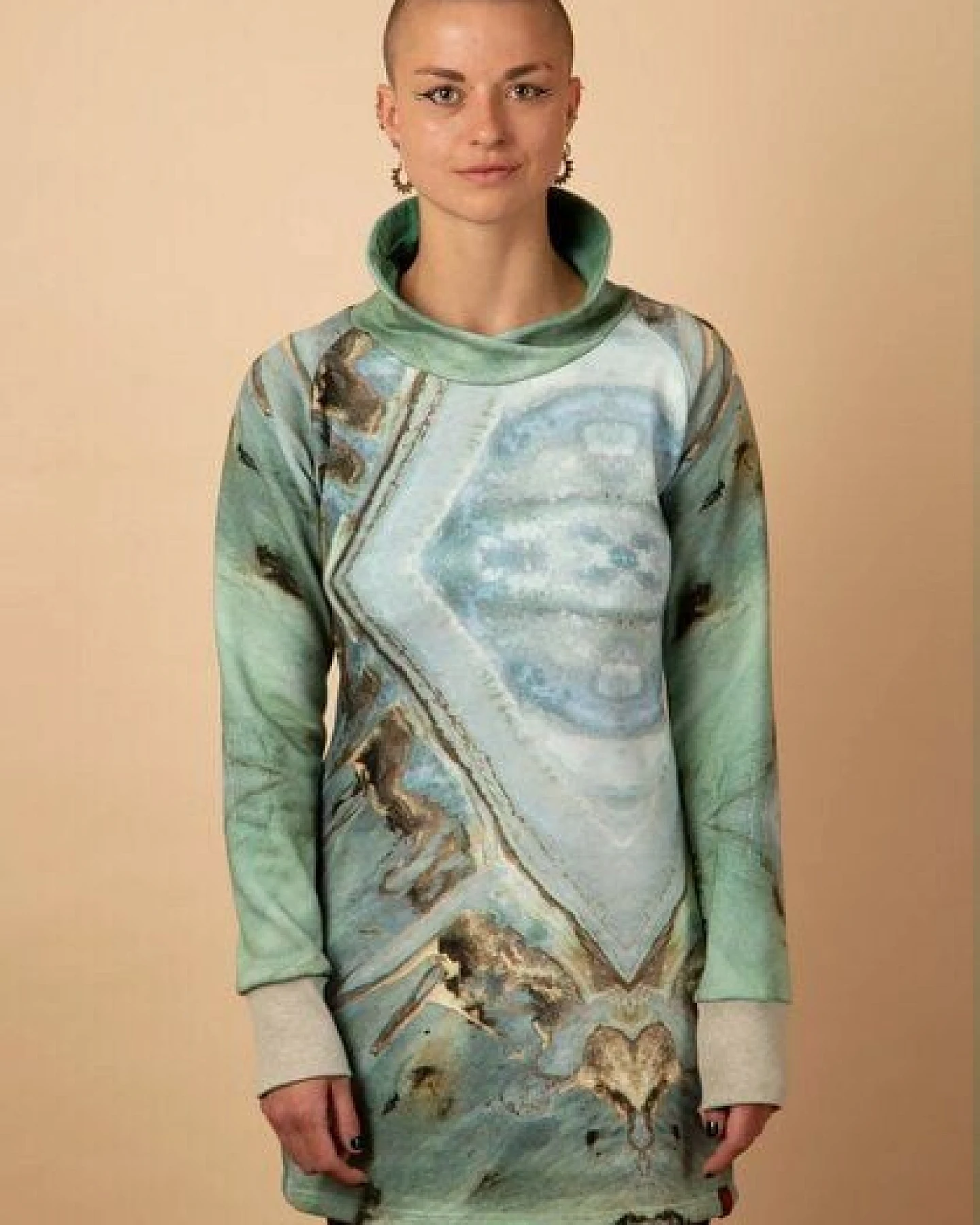 Die rote Zora Winterkleid Lagune – Ansicht 4