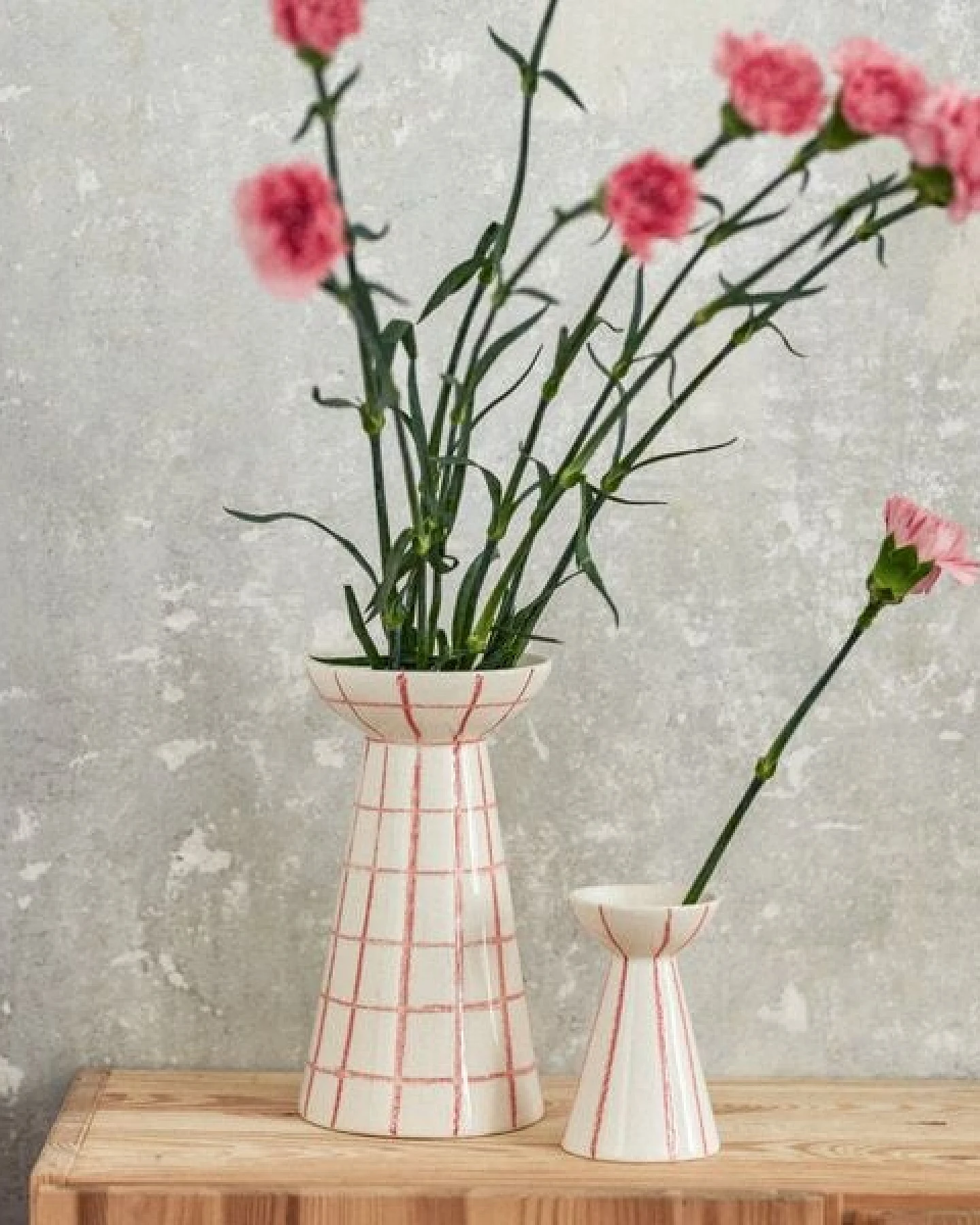 onomao Handgemalte Vase 'Duarte' aus Steinzeug – Ansicht 2