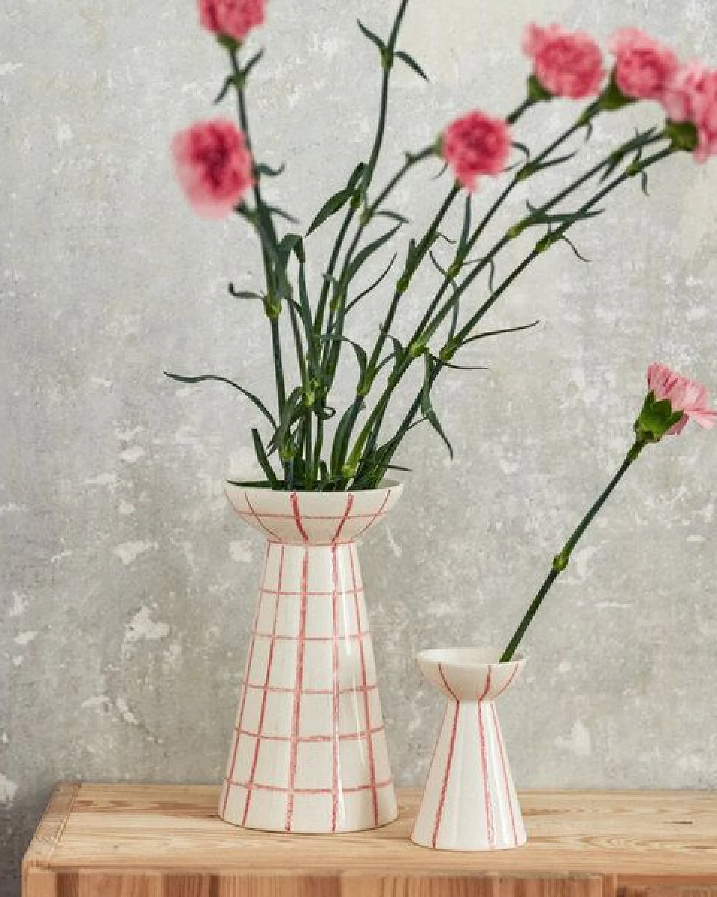 onomao Handgemalte Vase 'Duarte' aus Steinzeug – Ansicht 2