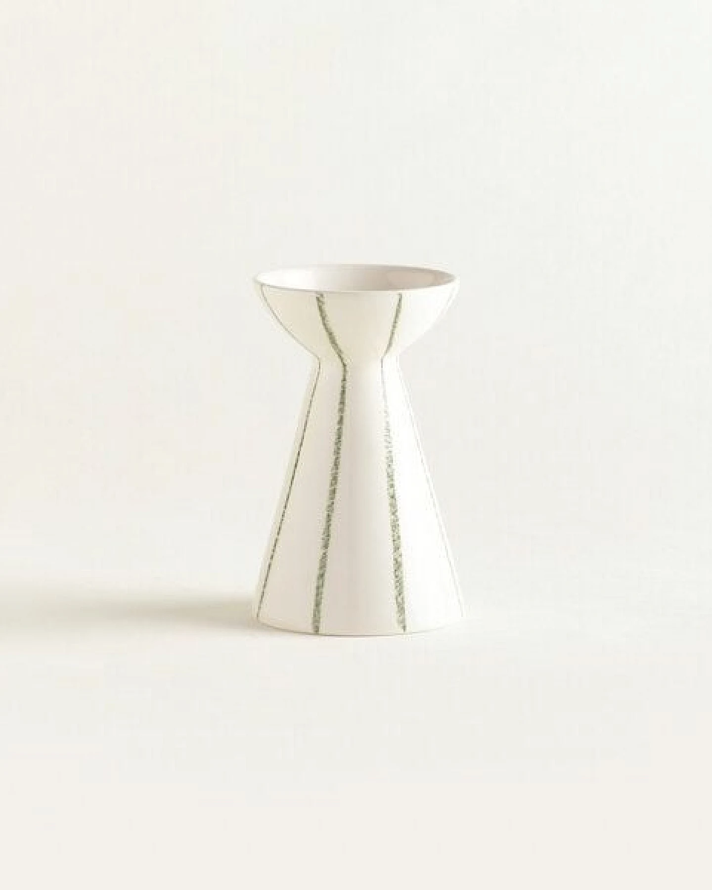 onomao Handbemalte Vase 'Duartinho' aus Steinzeug – Ansicht 4