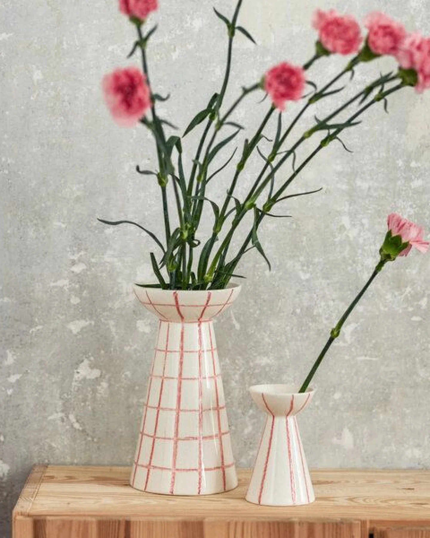 onomao Handbemalte Vase 'Duartinho' aus Steinzeug – Ansicht 2