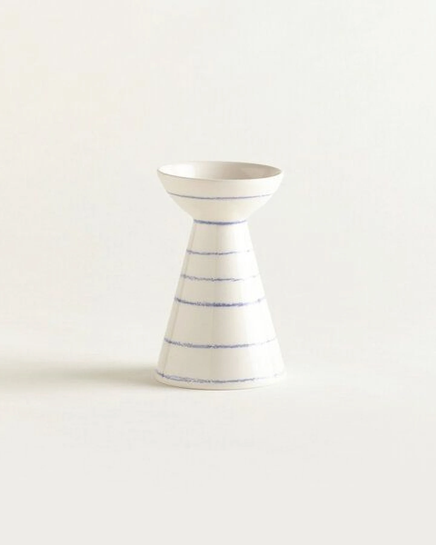 onomao Handbemalte Vase 'Duartinho' aus Steinzeug – Ansicht 4