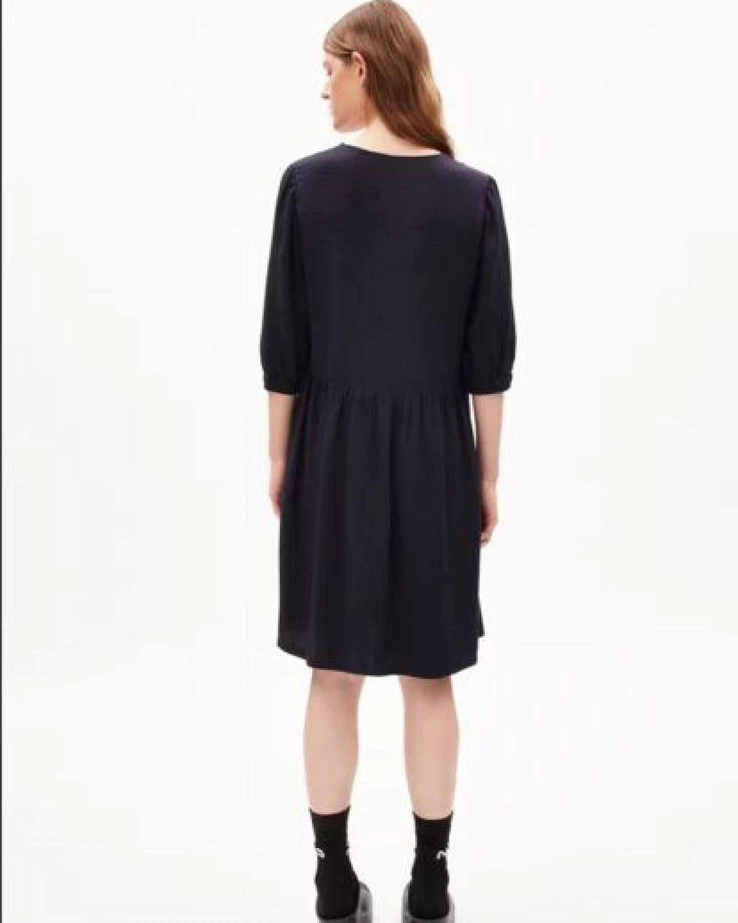 ARMEDANGELS ROSEAA - Damen Webkleid Relaxed Fit aus LENZING ECOVERO Viskose – Ansicht 2