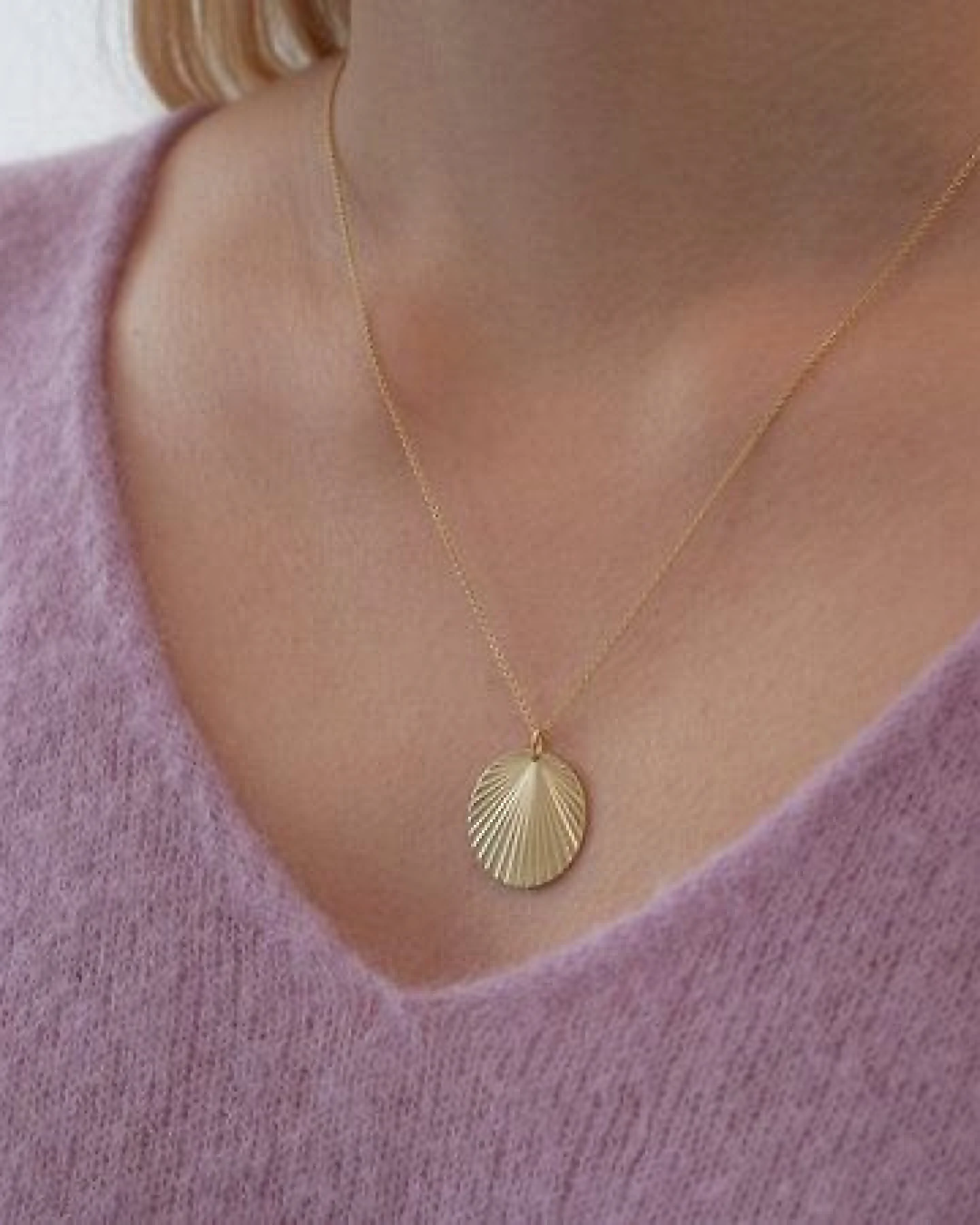 BELLYBIRD Jewellery Halskette - SONNENSCHEIN Anhänger in Silber/ Silber vergoldet – Ansicht 2