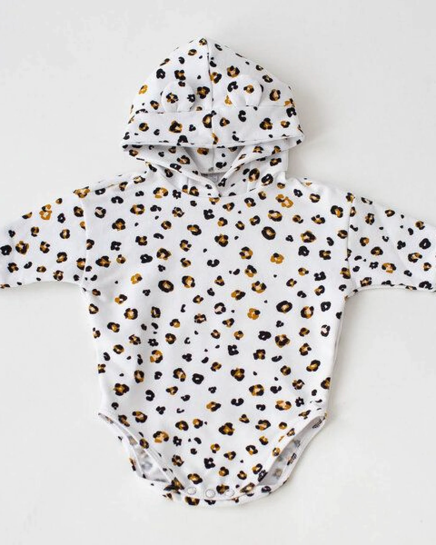 Baby Hoodie *Leopard weiß* Bio Baumwolle – Ansicht 2