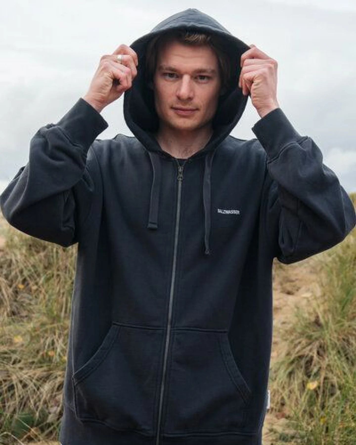 THY – Zip Hoodie Sweatjacke (Unisex) aus 100% Bio-Baumwolle (GOTS) von SALZWASSER – Ansicht 4