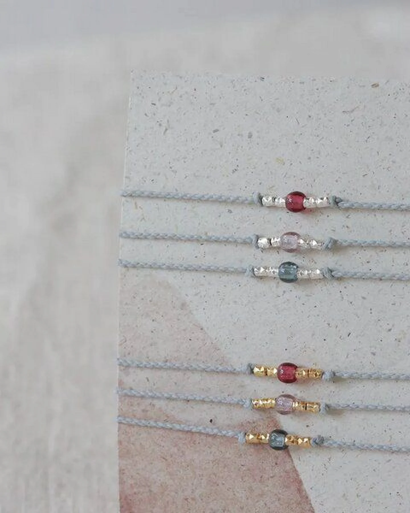 pikfine Glasperlen Armband "Nila" // silber oder vergoldet – Ansicht 2