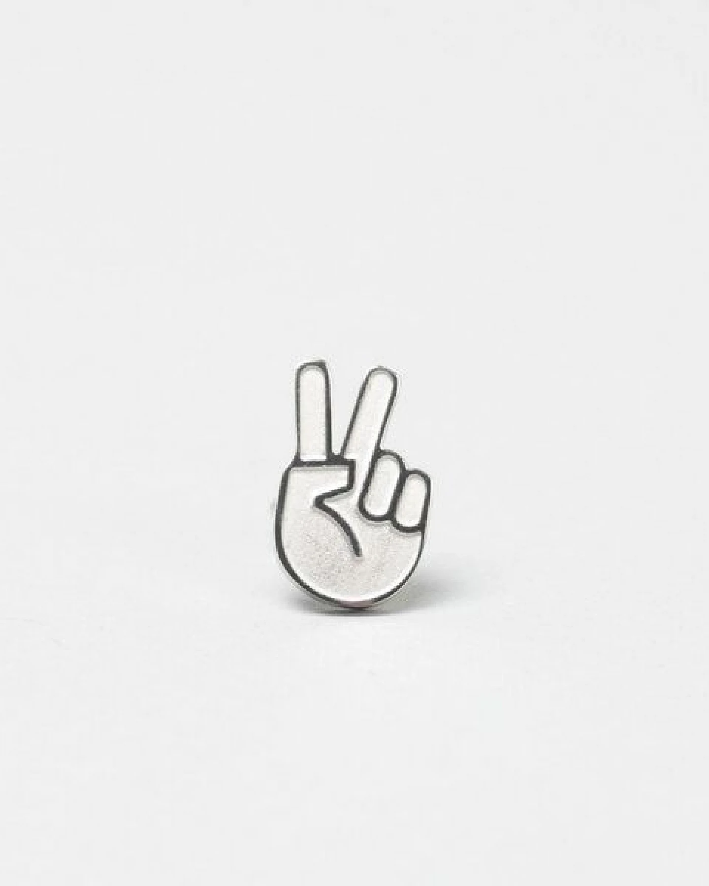 Fyngers Ohrstecker aus chirurgischen Edelstahl hochglanzpoliert - Modell PEACE – Ansicht 2