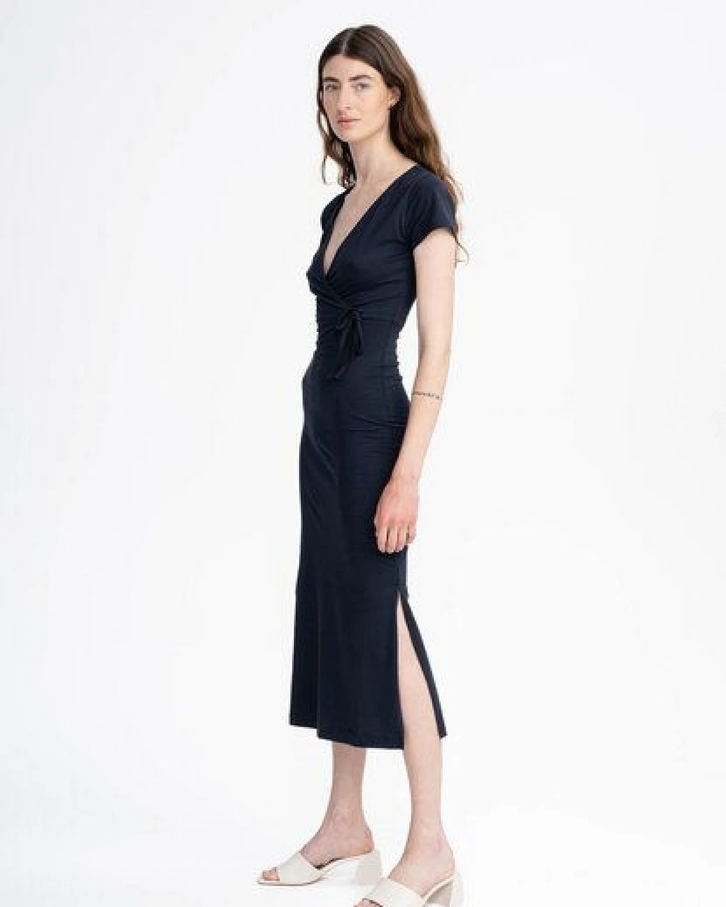 V-Neck Kleid lang Style SHREOSHI – Ansicht 2