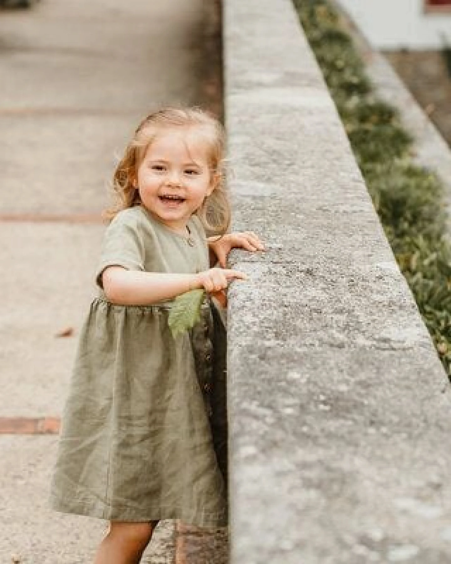 PETER JO Kleid Beautie Olive Flower – Ansicht 4