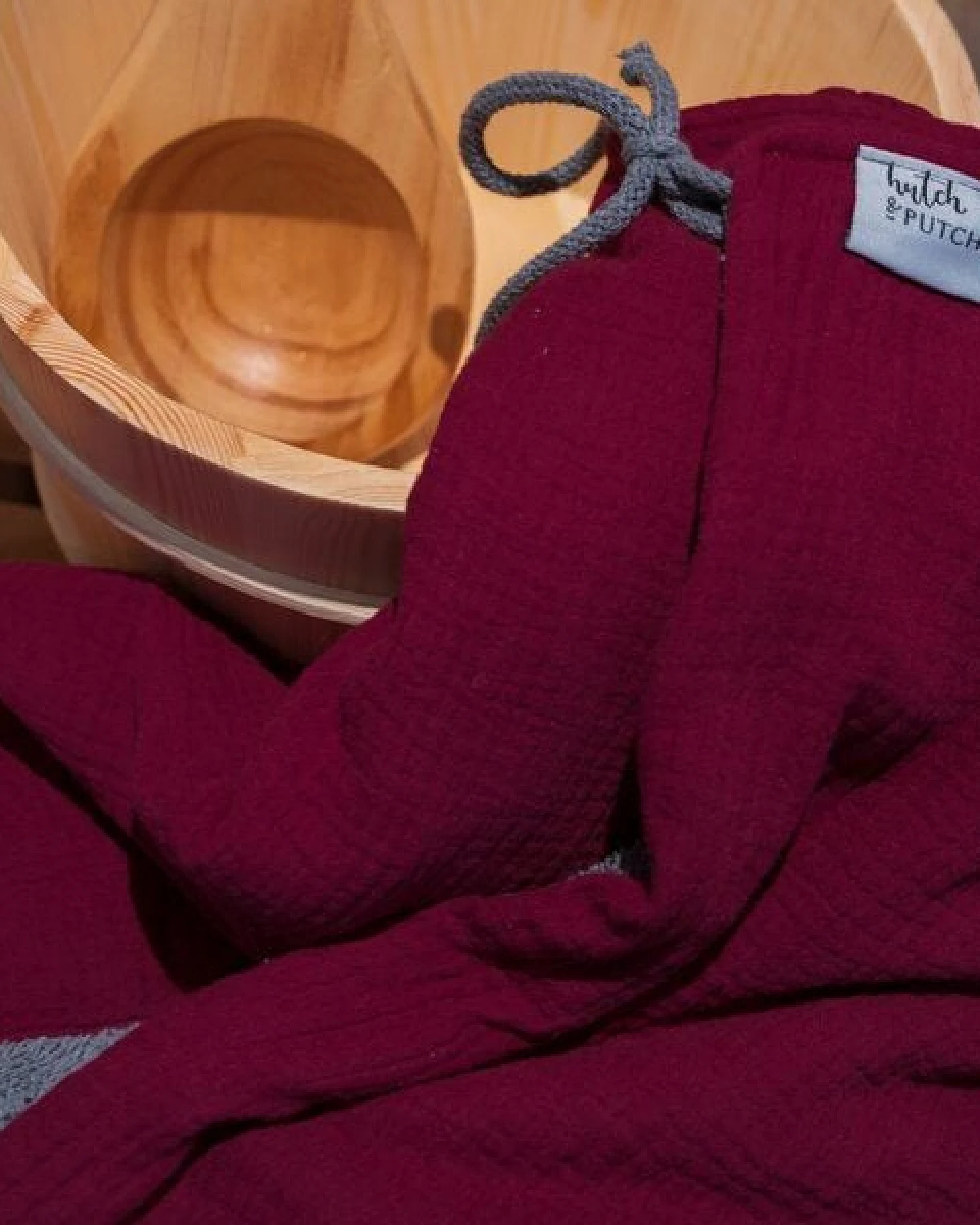 Hutch&Putch Musselin-Saunakilt für Frauen • Red Violet – Ansicht 2