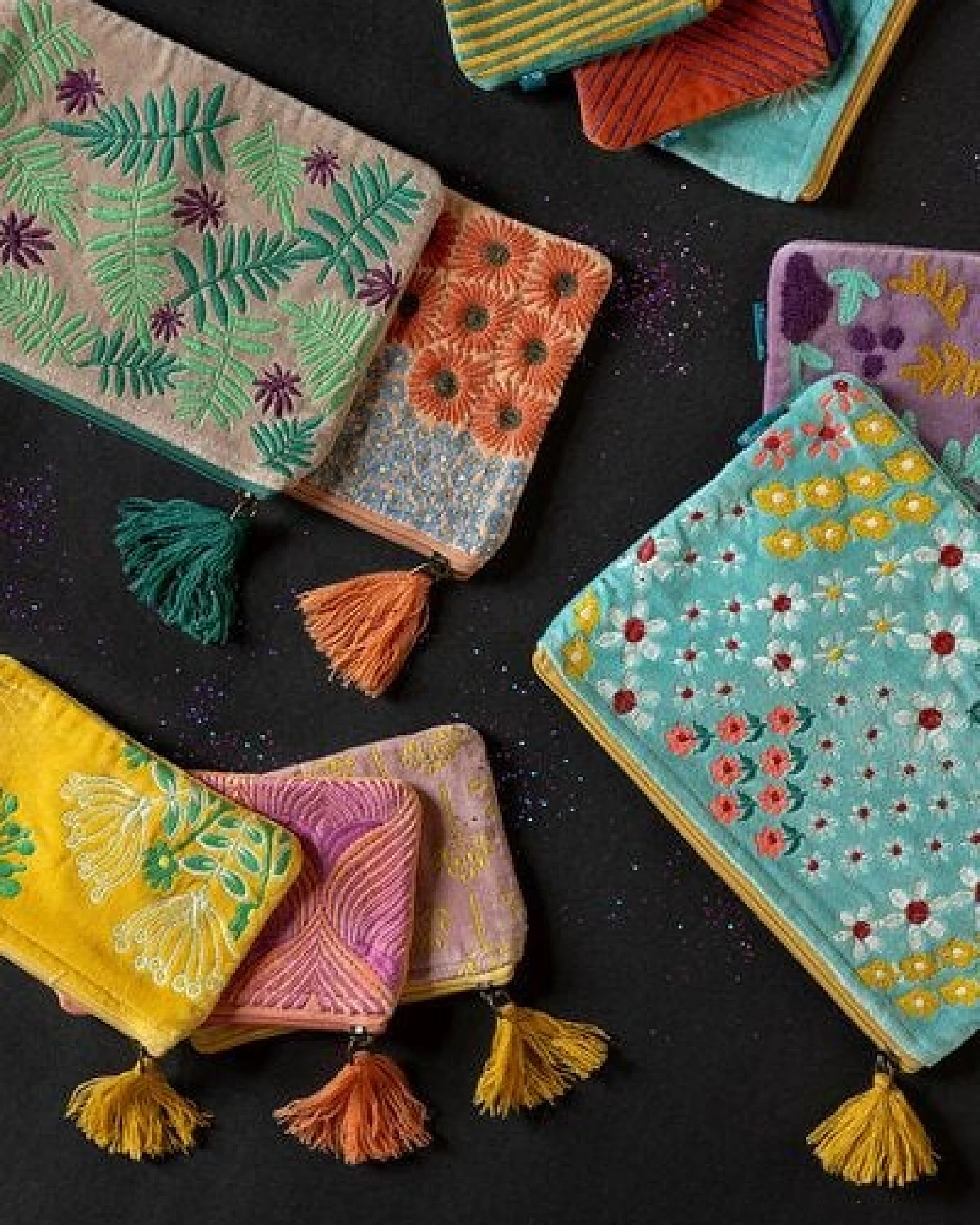 TRANQUILLO Samttäschchen floralen Designs 26 x 18 cm (BAG273, BAG274, BAG304, BAG305) – Ansicht 2