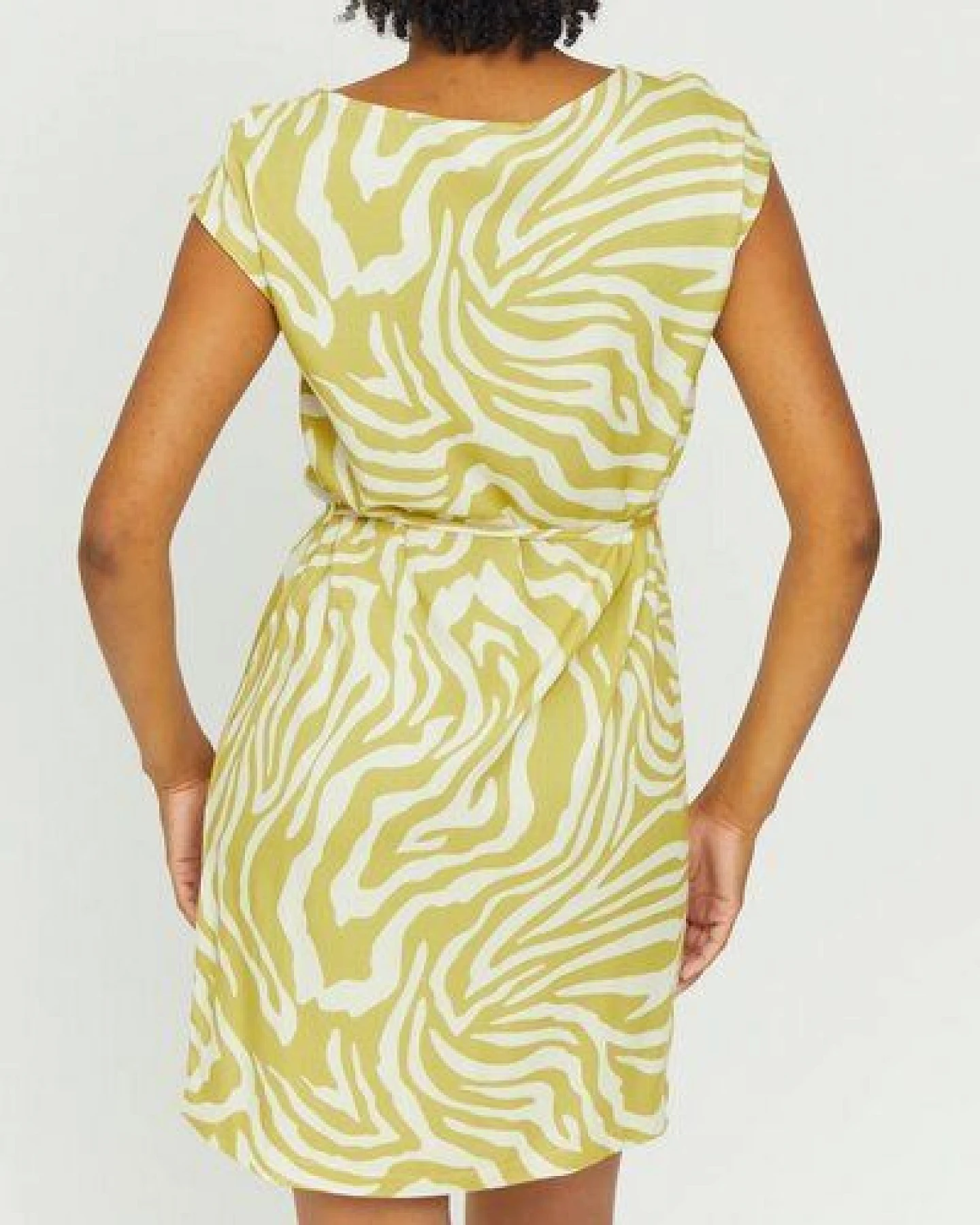 Mazine Kurzes Kleid - Ruth Printed Dress - aus EcoVero – Ansicht 2