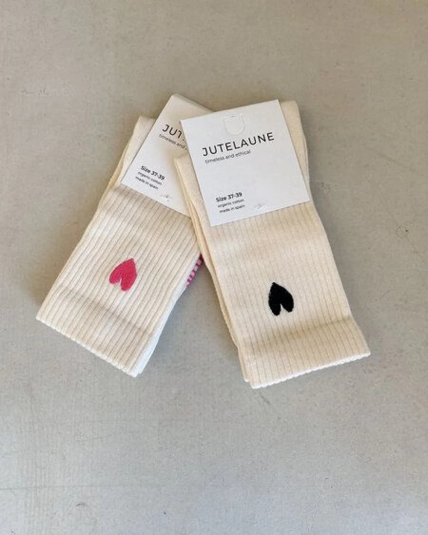 Jutelaune Rosa Herz Socken - GRS und OEKO-TEX Zertifizierungen – Ansicht 3