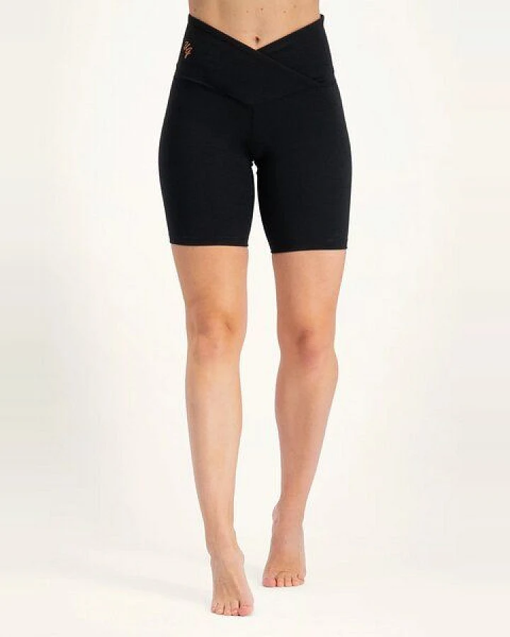 Urban Goddess Yoga-Biker-Shorts Sati