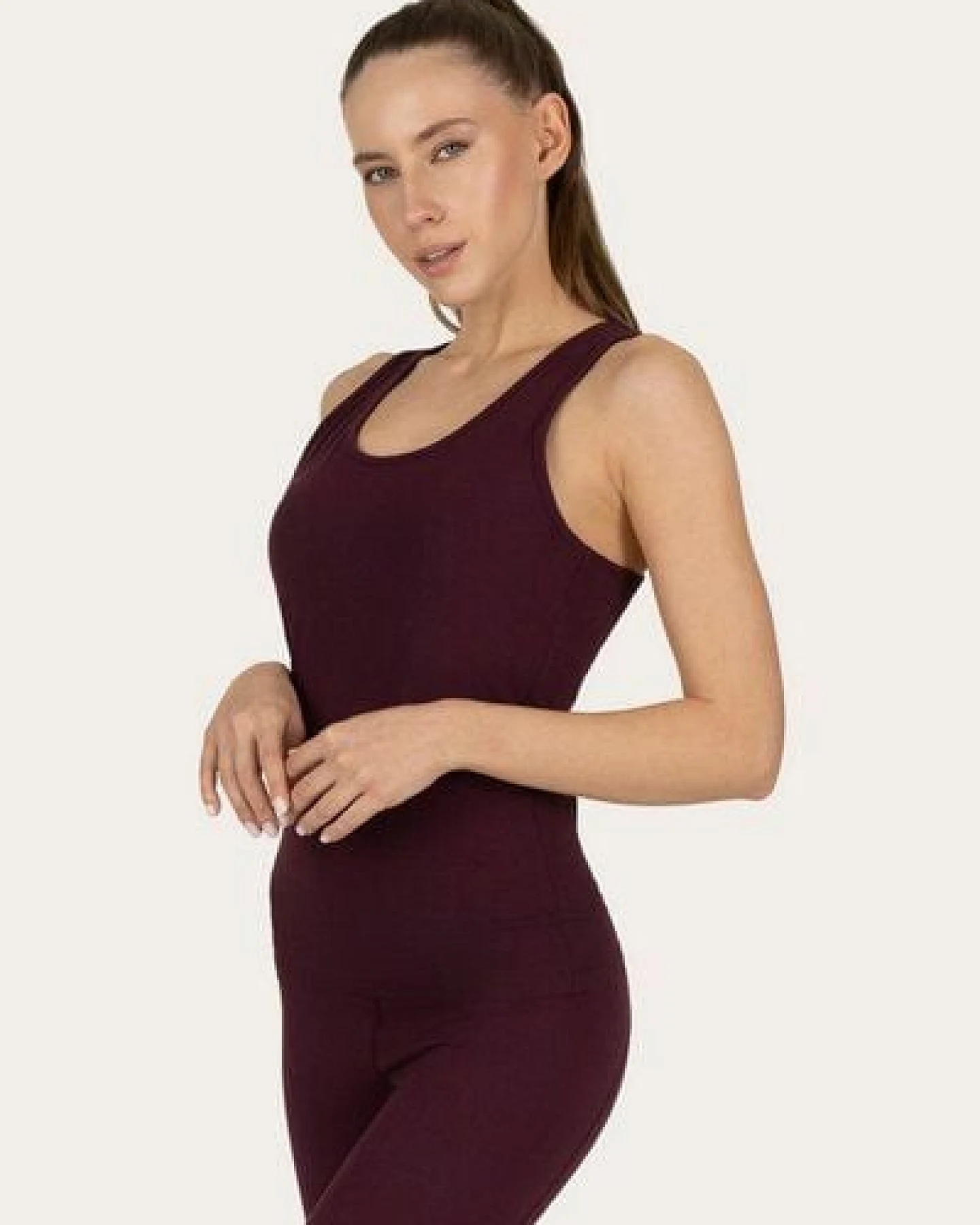Urban Goddess Surya Racerback Yoga Sport Tank Top – Ansicht 3