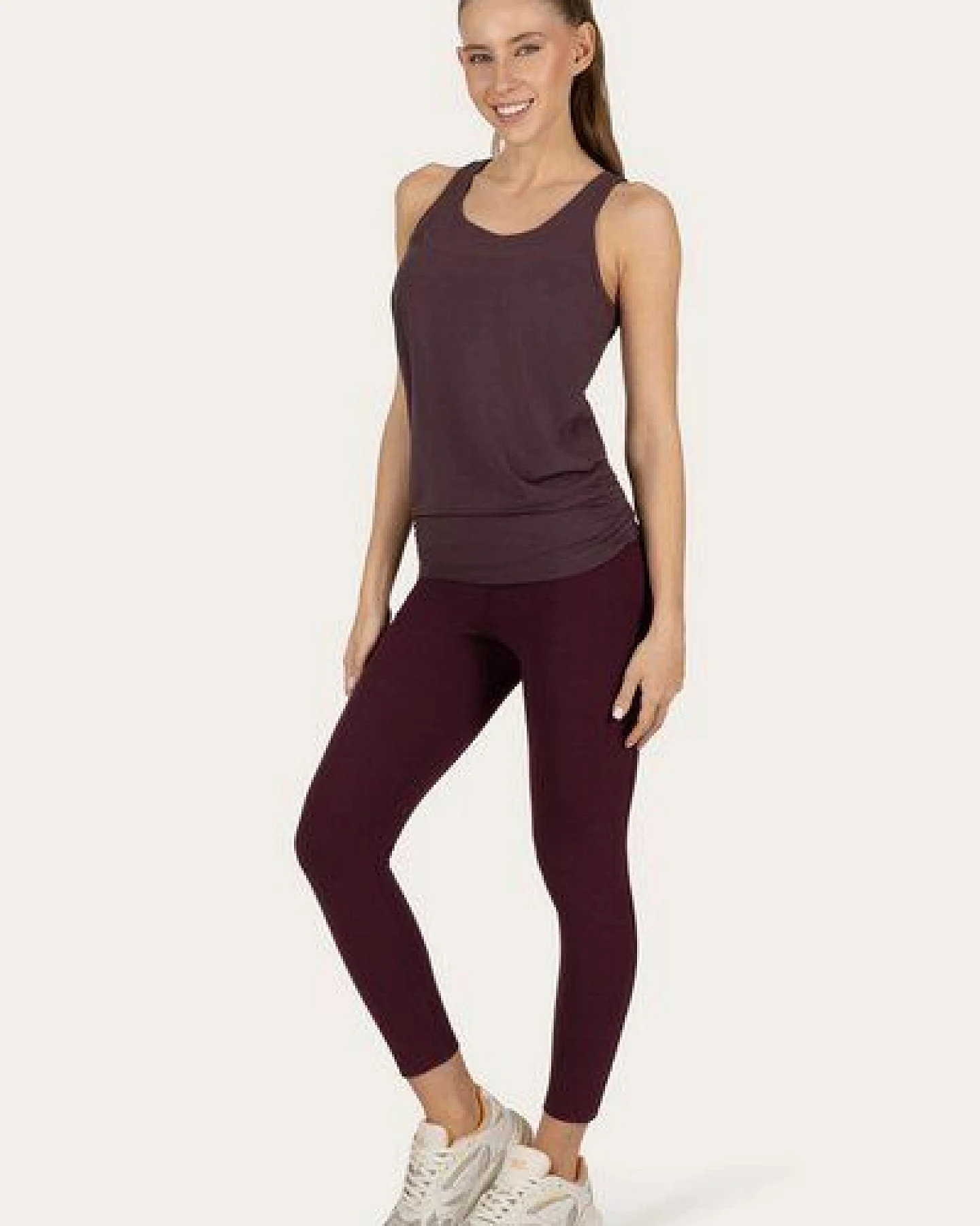 Urban Goddess Lockeres Kami Yoga Sport Tank Top – Ansicht 4