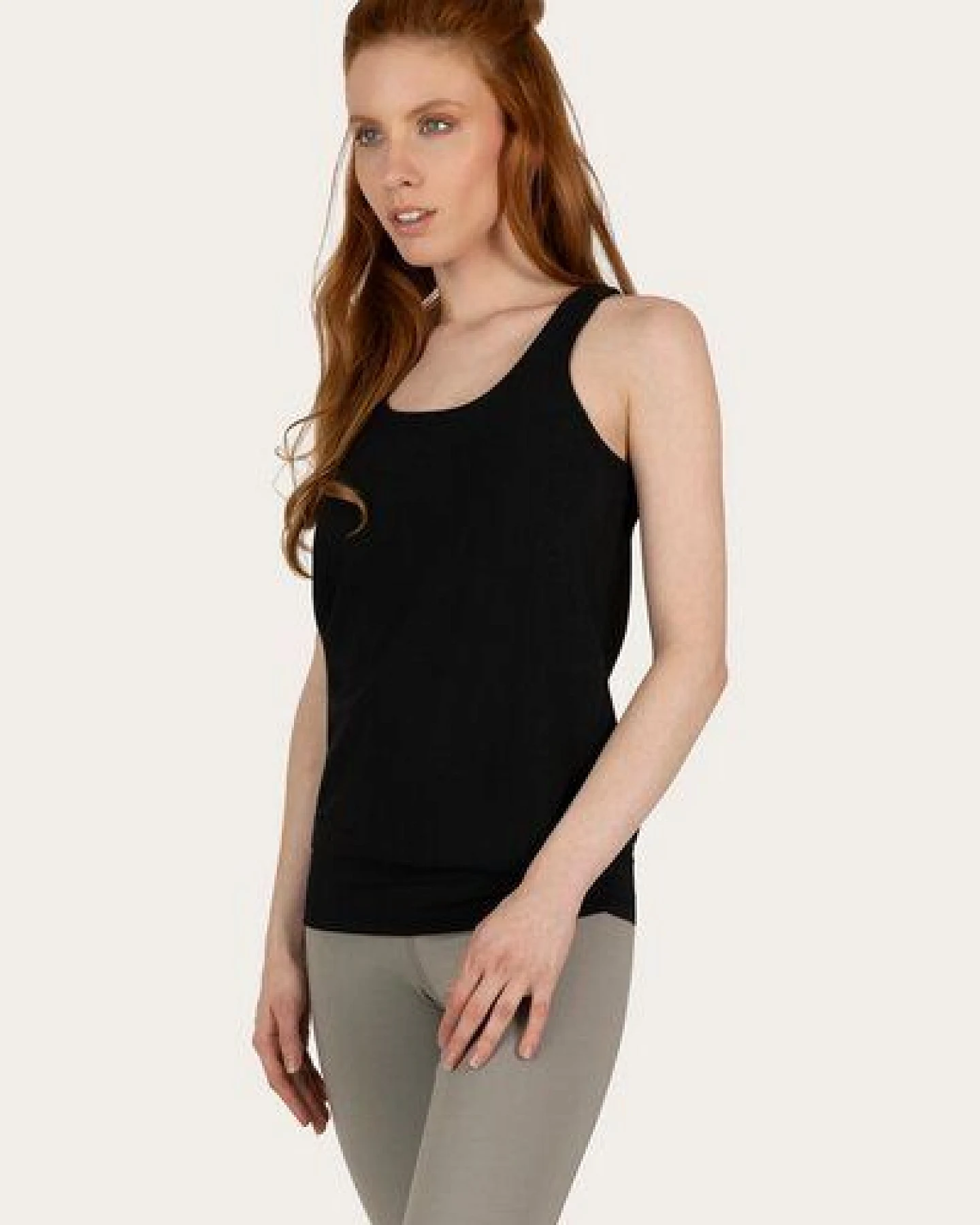 Urban Goddess Lockeres Kami Yoga Sport Tank Top – Ansicht 2