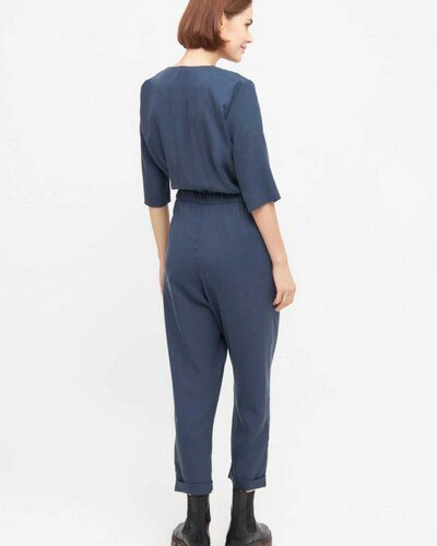 WiDDA berlin Rauchblauer Overall aus TENCEL – Ansicht 2