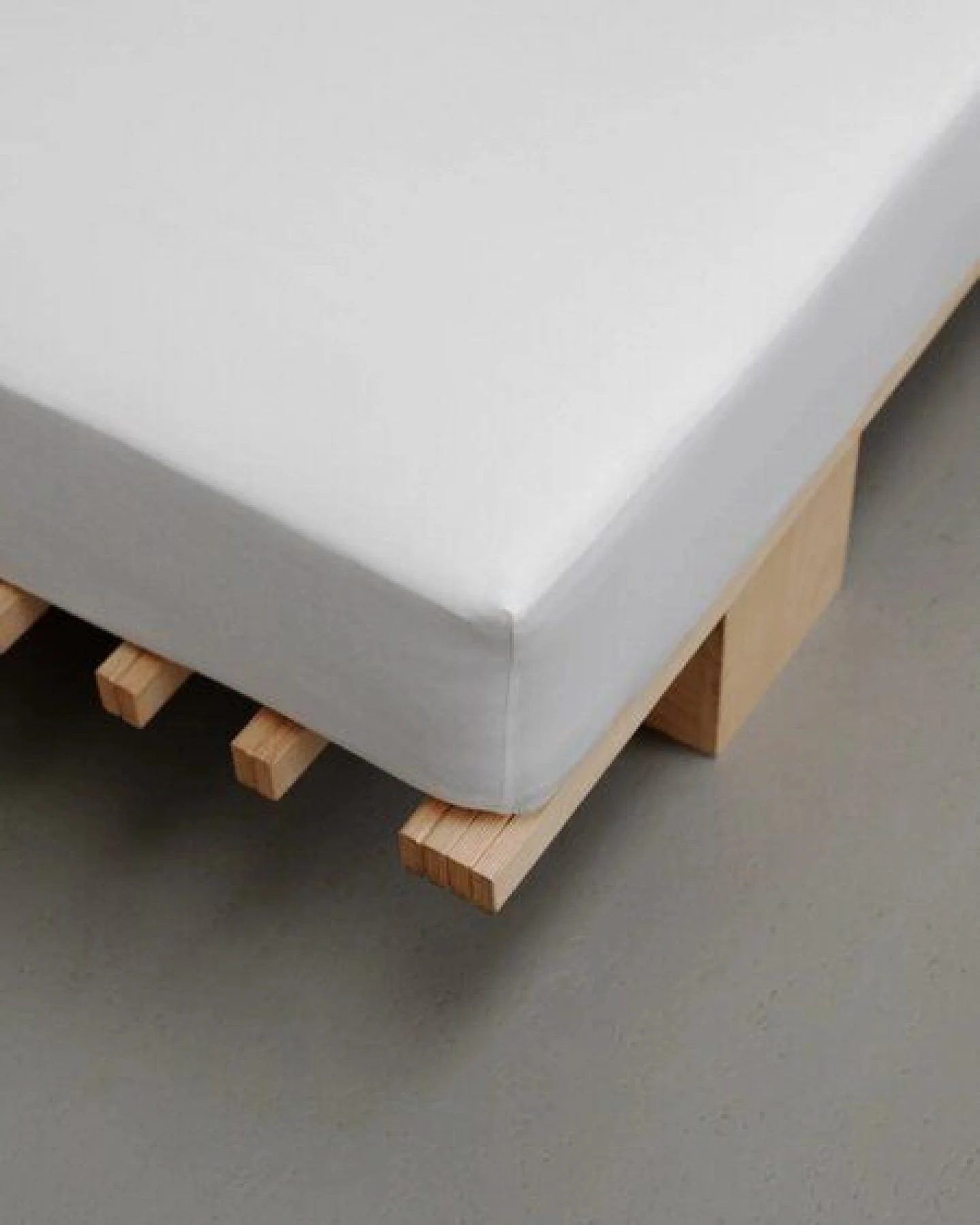 erlich textil Cotton Select Spannbettlaken aus Baumwolle (aus Umstellung auf biologischen Anbau), made in Europe – Ansicht 3
