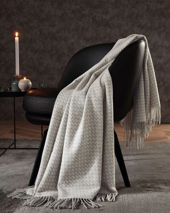 Edles Kaschmirplaid Vivo von biederlack - 70 % Kaschmir, 30 % Schurwolle