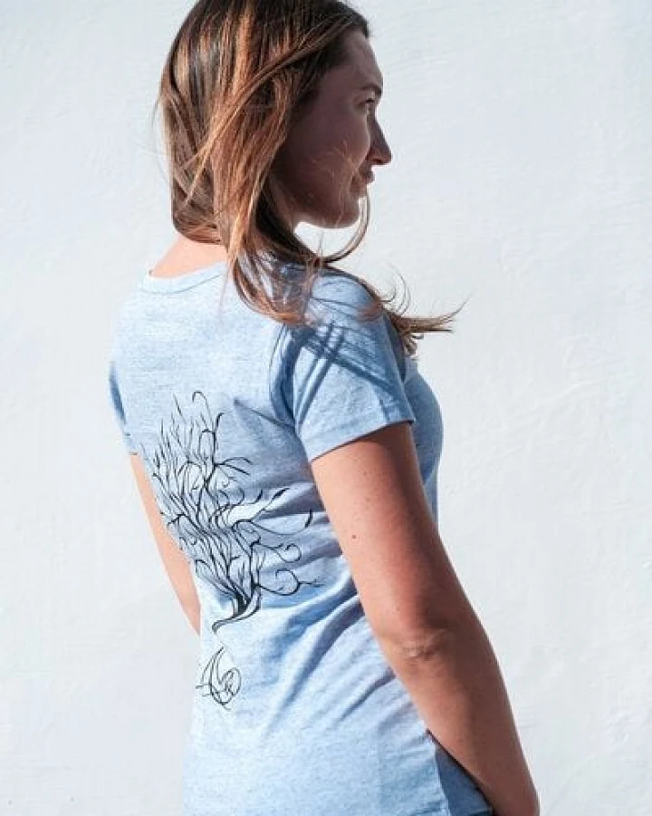 Diamond-Army T-Shirt in Ice Blue mit Baumdesign