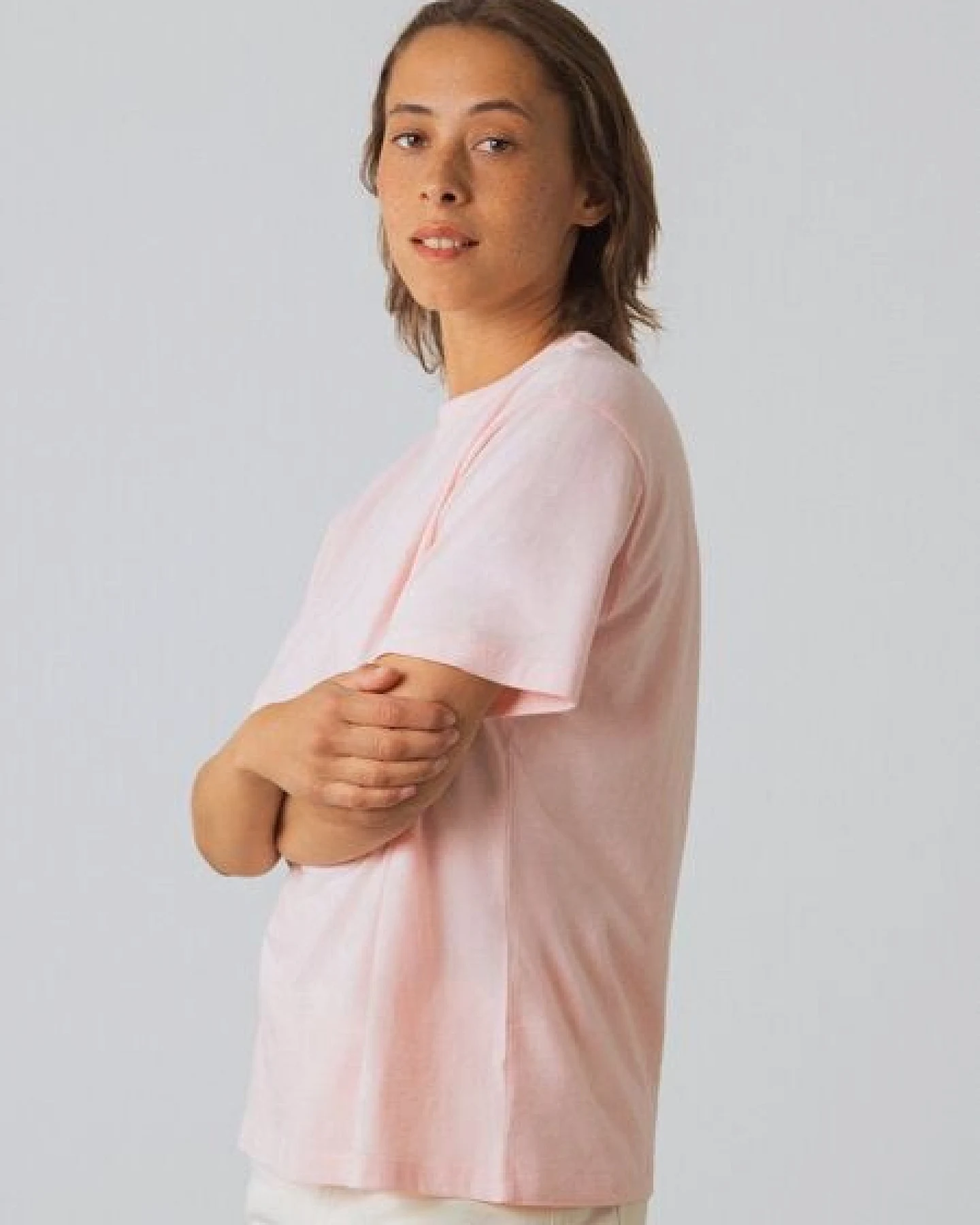 Honest Basics Damen Oversized T-Shirt aus Bio- und recycelter Baumwolle – Ansicht 4