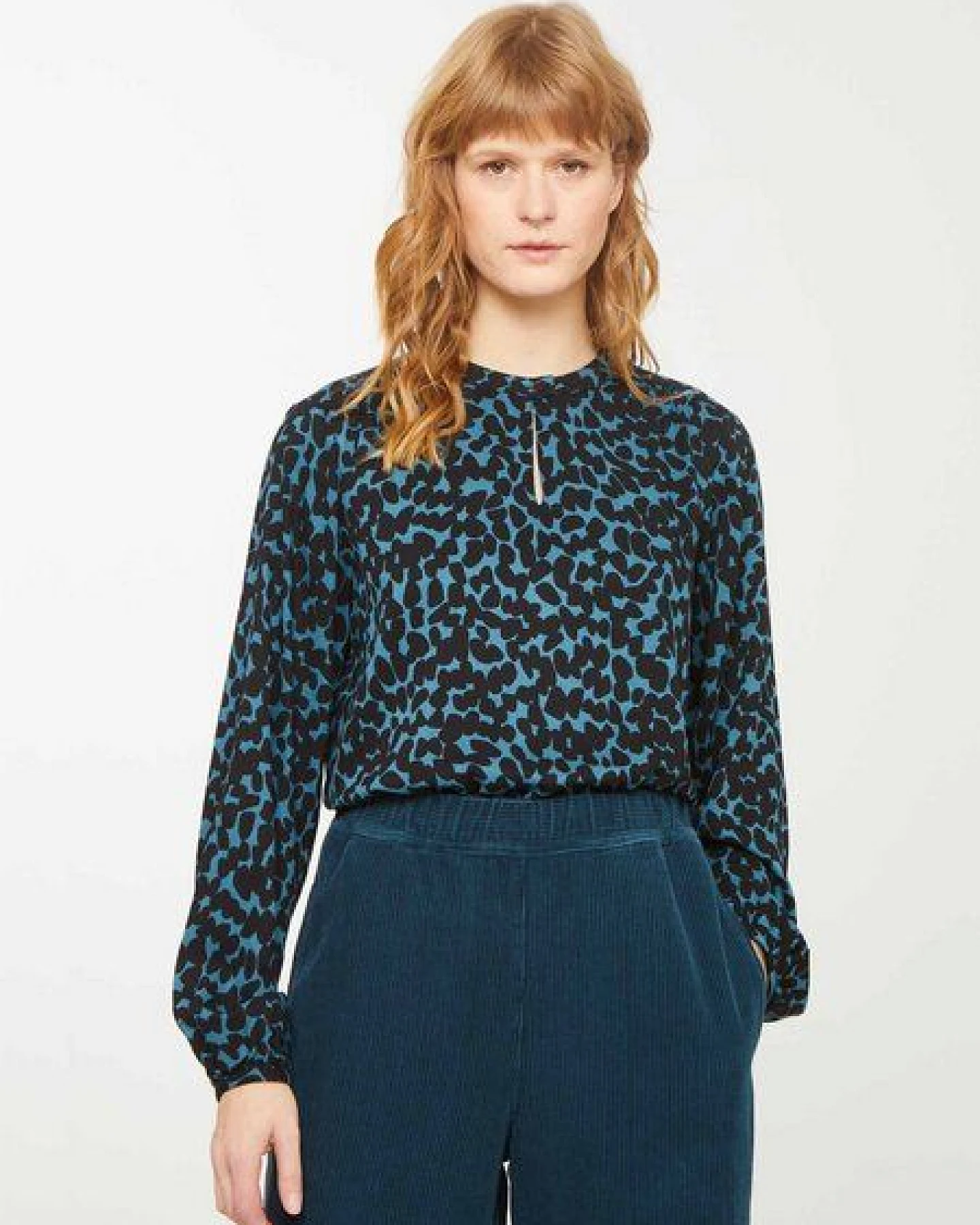 Damen Bluse aus LENZING ECOVERO - CARAMBOLA JUMBLE - recolution – Ansicht 2
