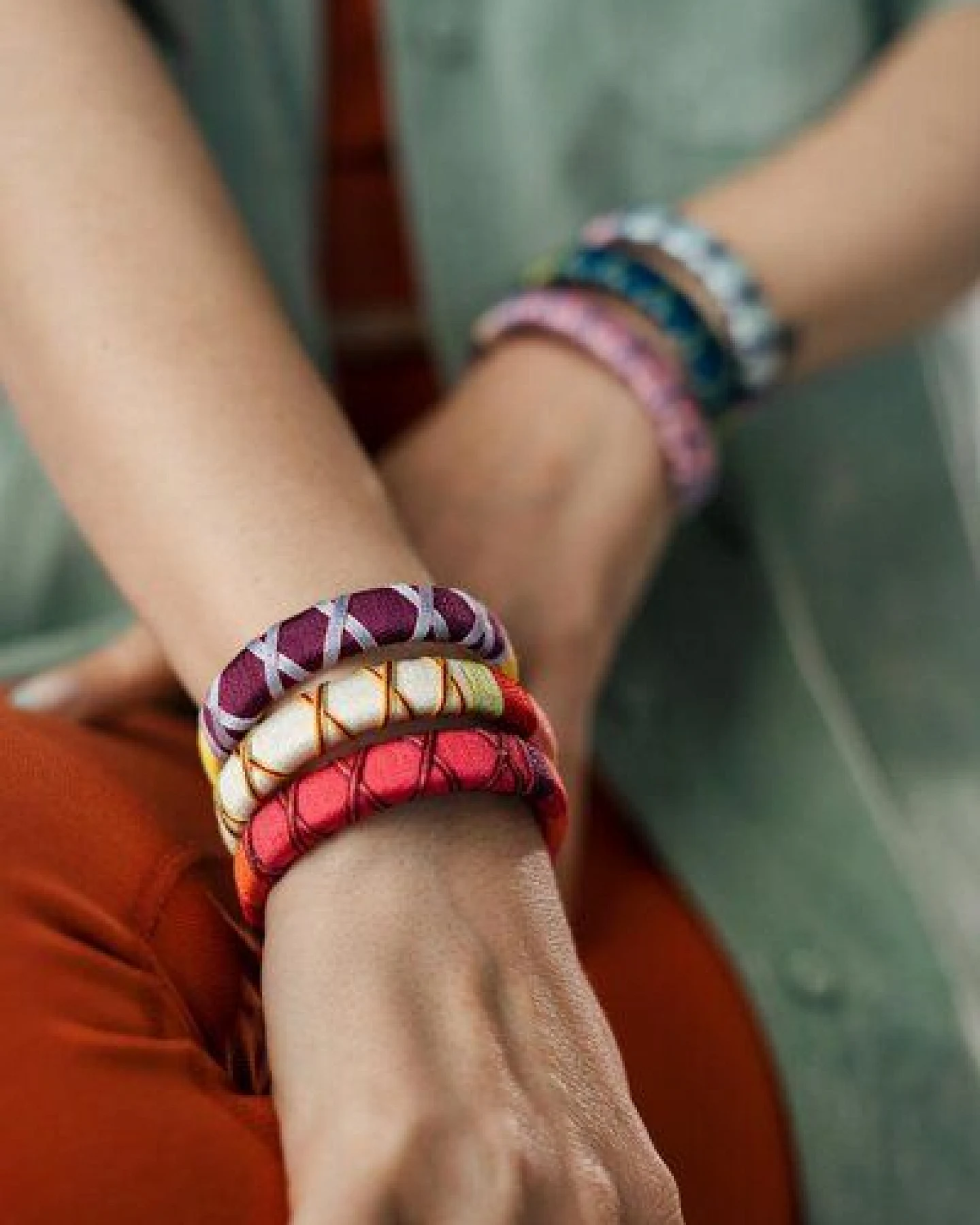 VORSON Handgemacht BioStyle Armband – Farbenfrohe Eleganz – Ansicht 2