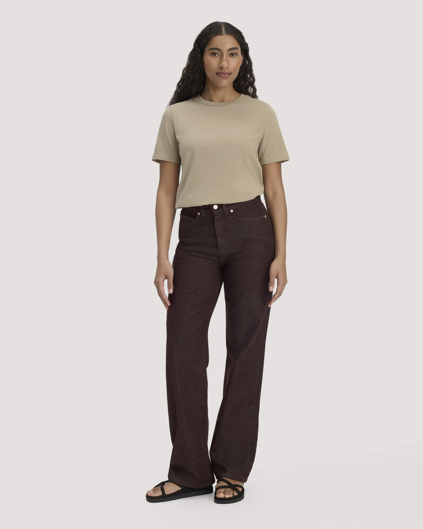 hessnatur Damen Heavy T-Shirt Relaxed aus Bio-Baumwolle - beige - Größe 38 – Ansicht 2