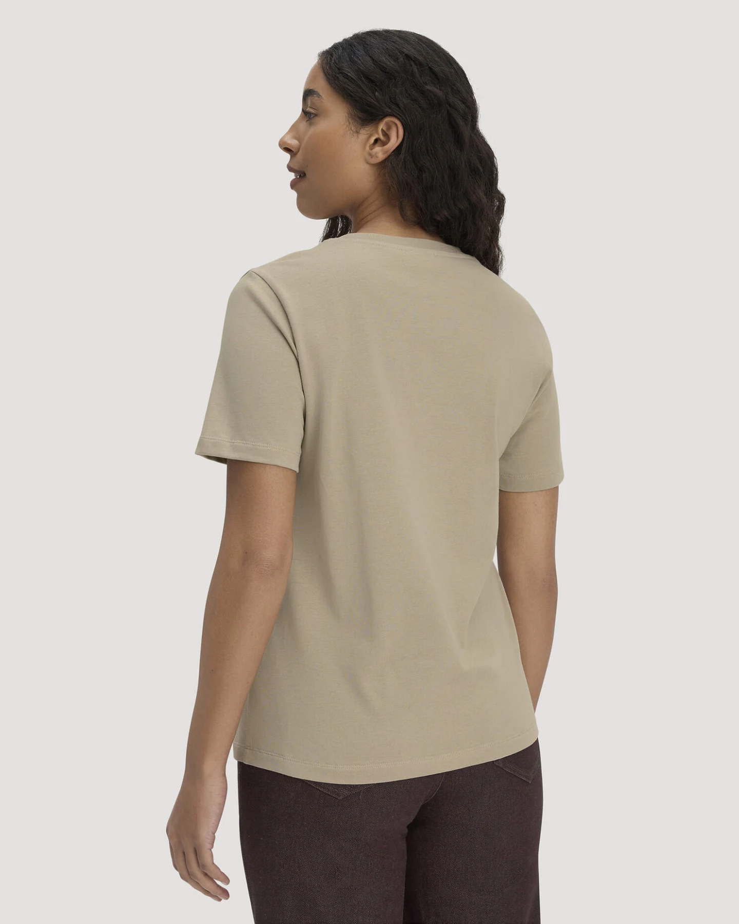 hessnatur Damen Heavy T-Shirt Relaxed aus Bio-Baumwolle - beige - Größe 38 – Ansicht 3