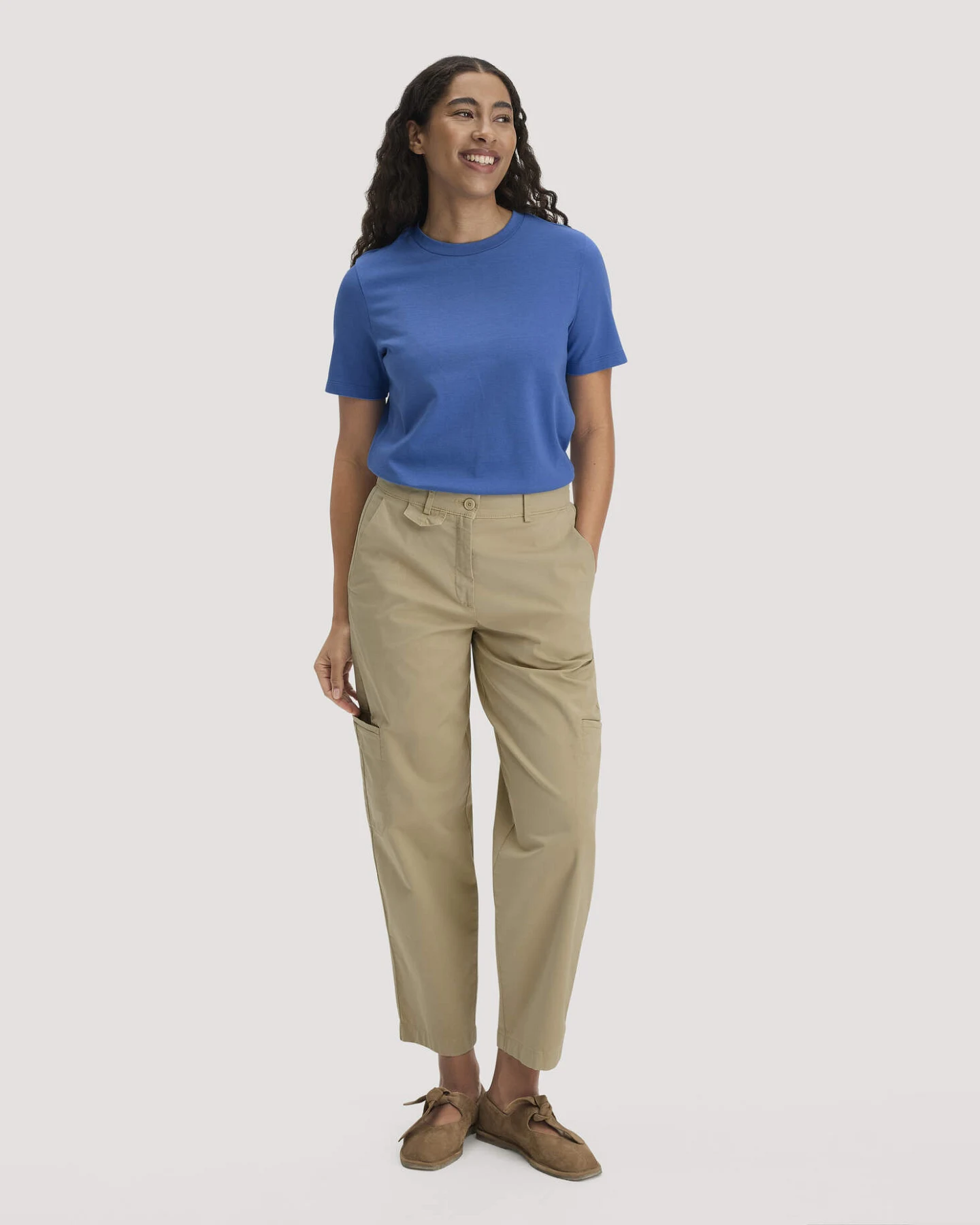 hessnatur Damen Heavy T-Shirt Relaxed aus Bio-Baumwolle - blau - Größe 44 – Ansicht 2