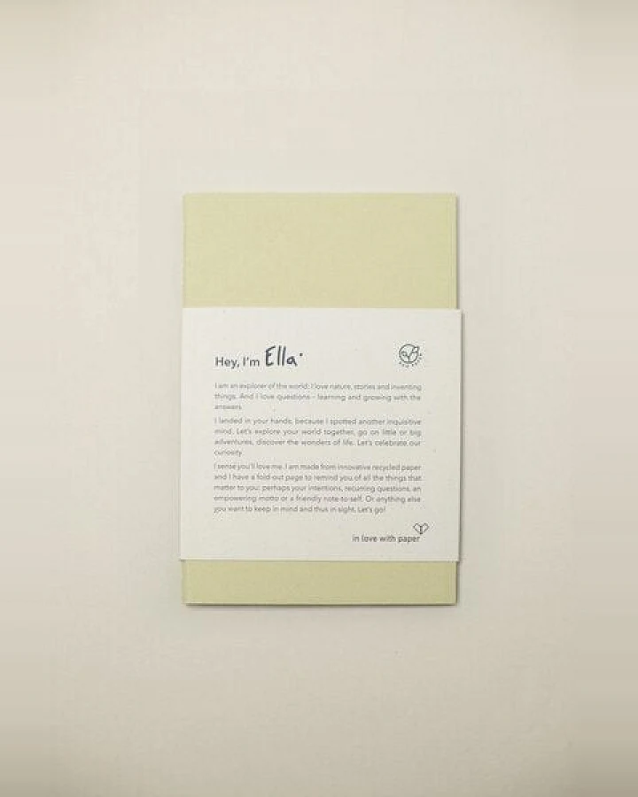 in love with paper Nachhaltiges Notizbuch Ella mit Ausklappseite und 48 blanko Seiten aus Up/Recyclingpapier